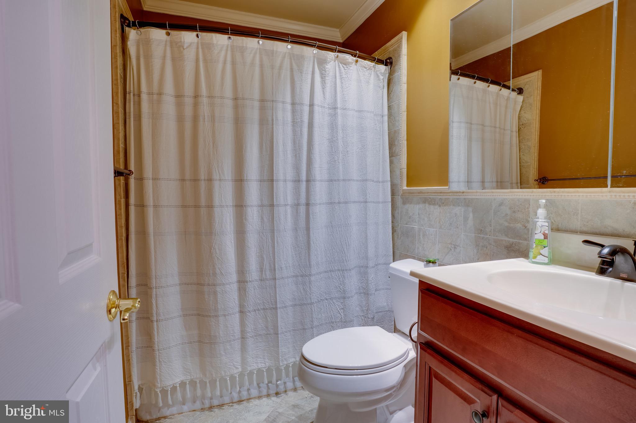 FLYING HILLS - Residential