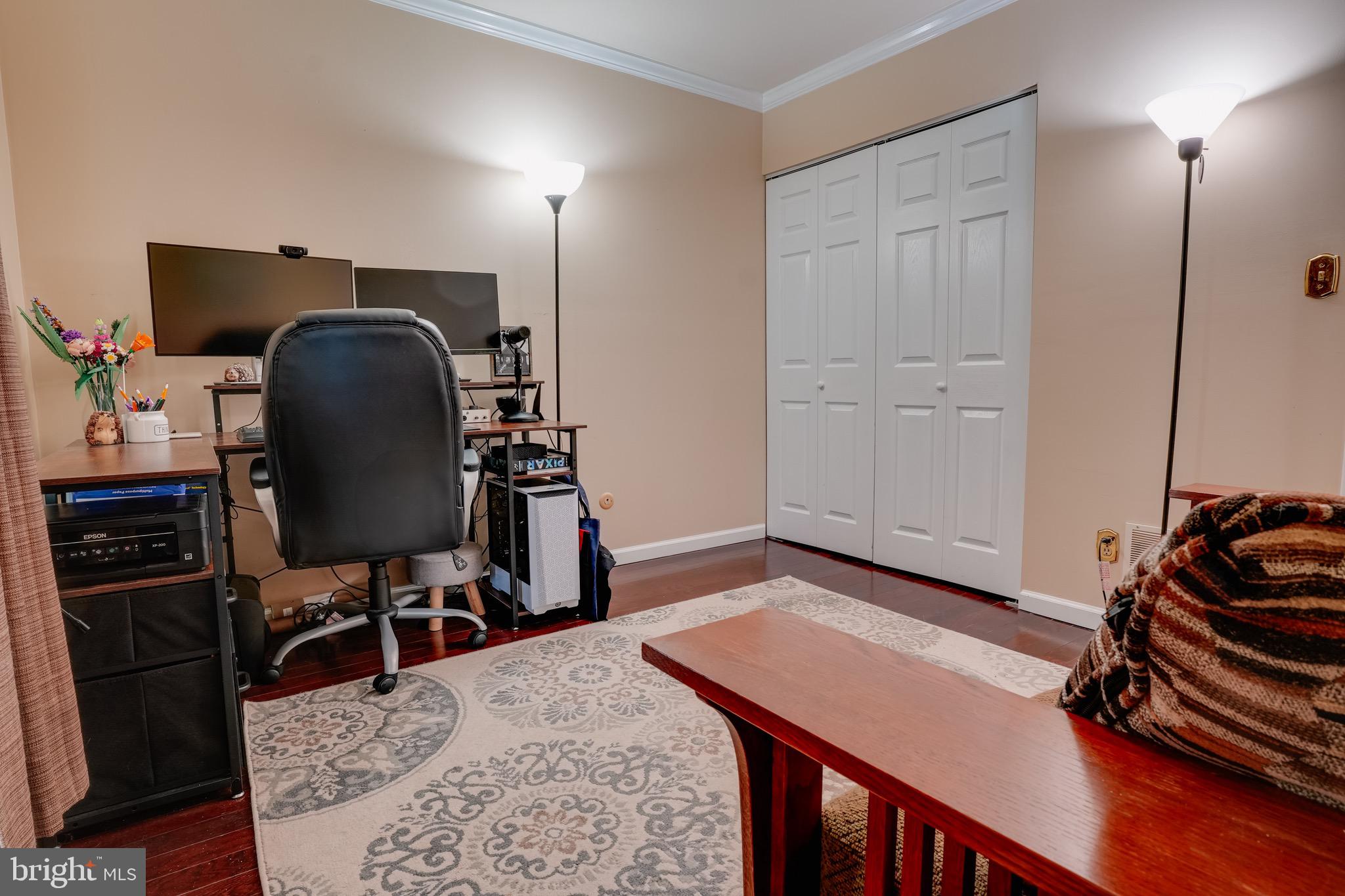 FLYING HILLS - Residential