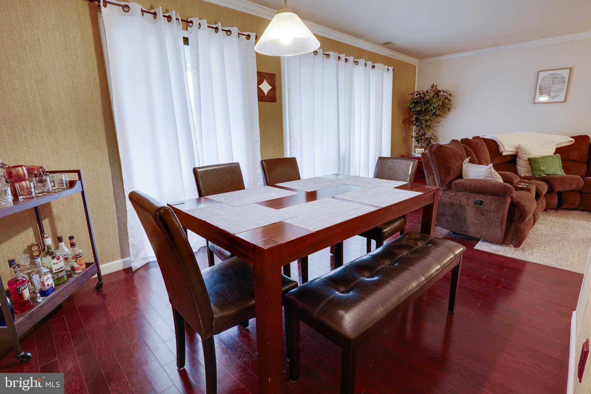 FLYING HILLS - Residential