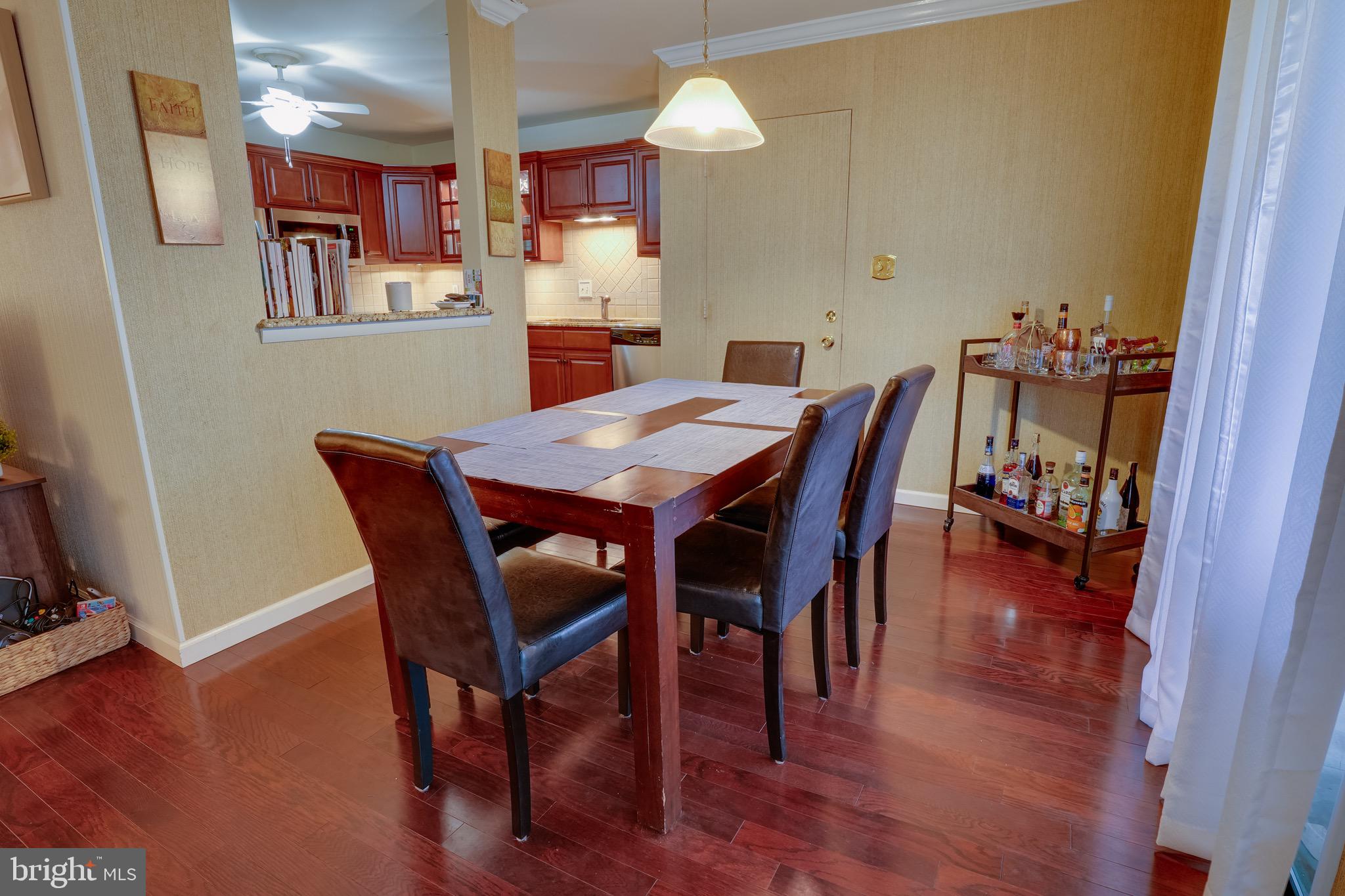 FLYING HILLS - Residential