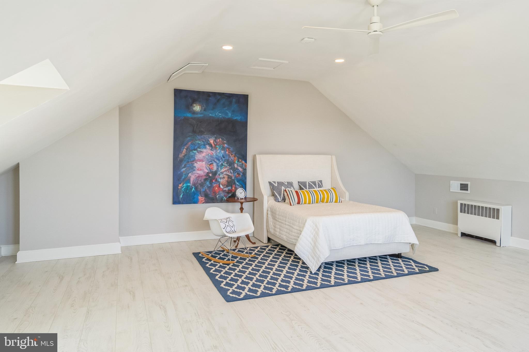 OLD TOWN ALEXANDRIA - Residential