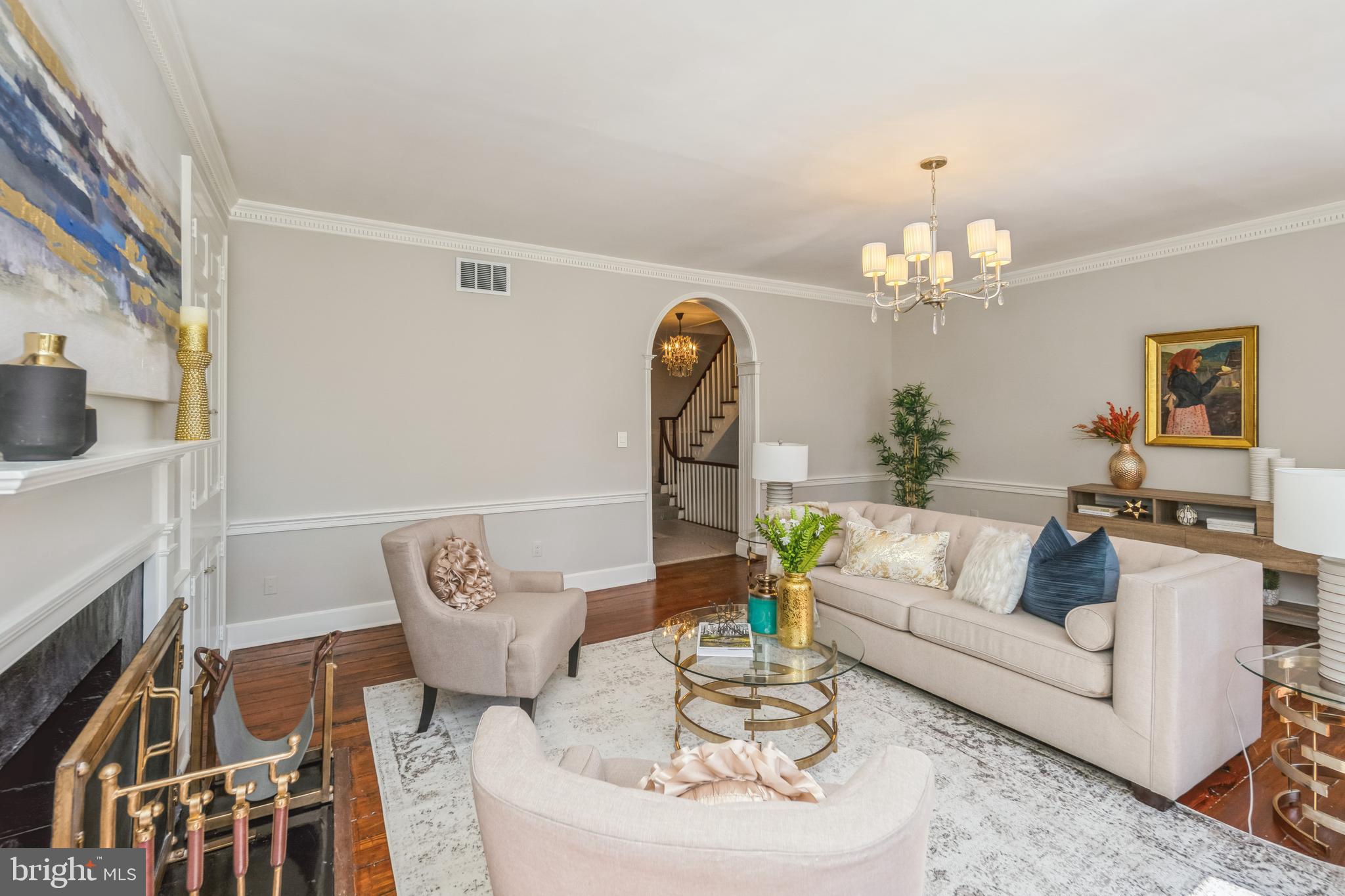 OLD TOWN ALEXANDRIA - Residential