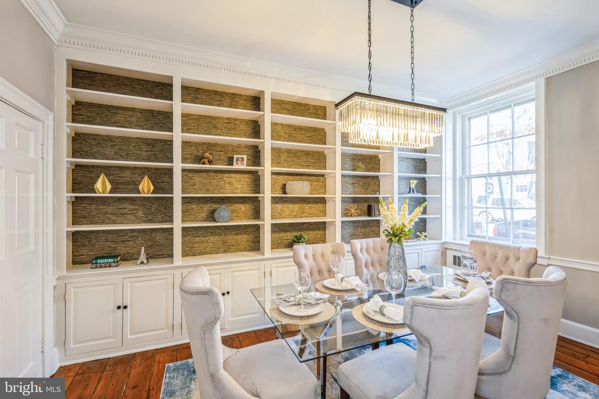 OLD TOWN ALEXANDRIA - Residential