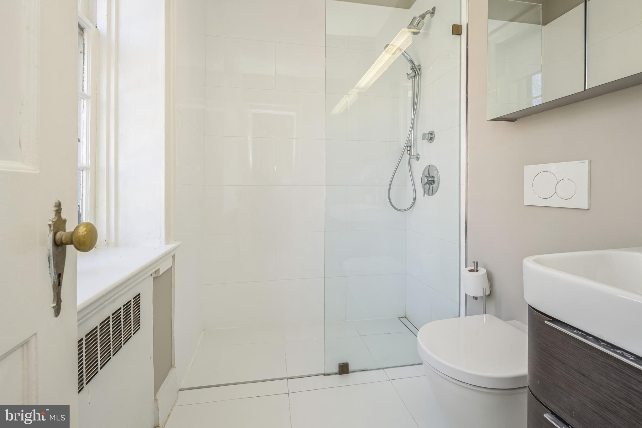 OLD TOWN ALEXANDRIA - Residential