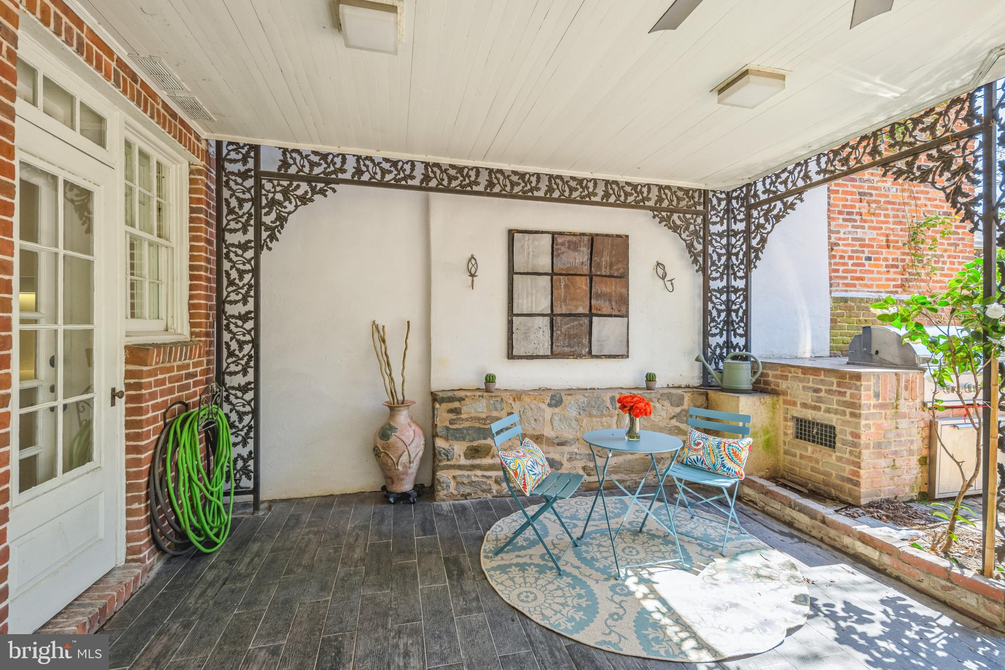 OLD TOWN ALEXANDRIA - Residential