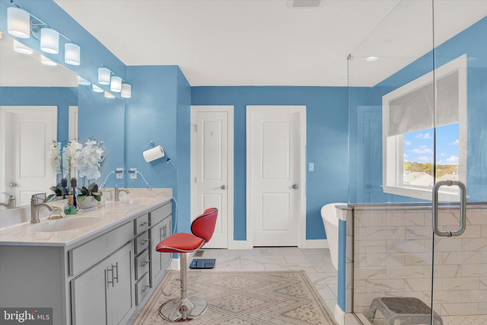 MOUNTAIN VIEW ESTATES - Residential