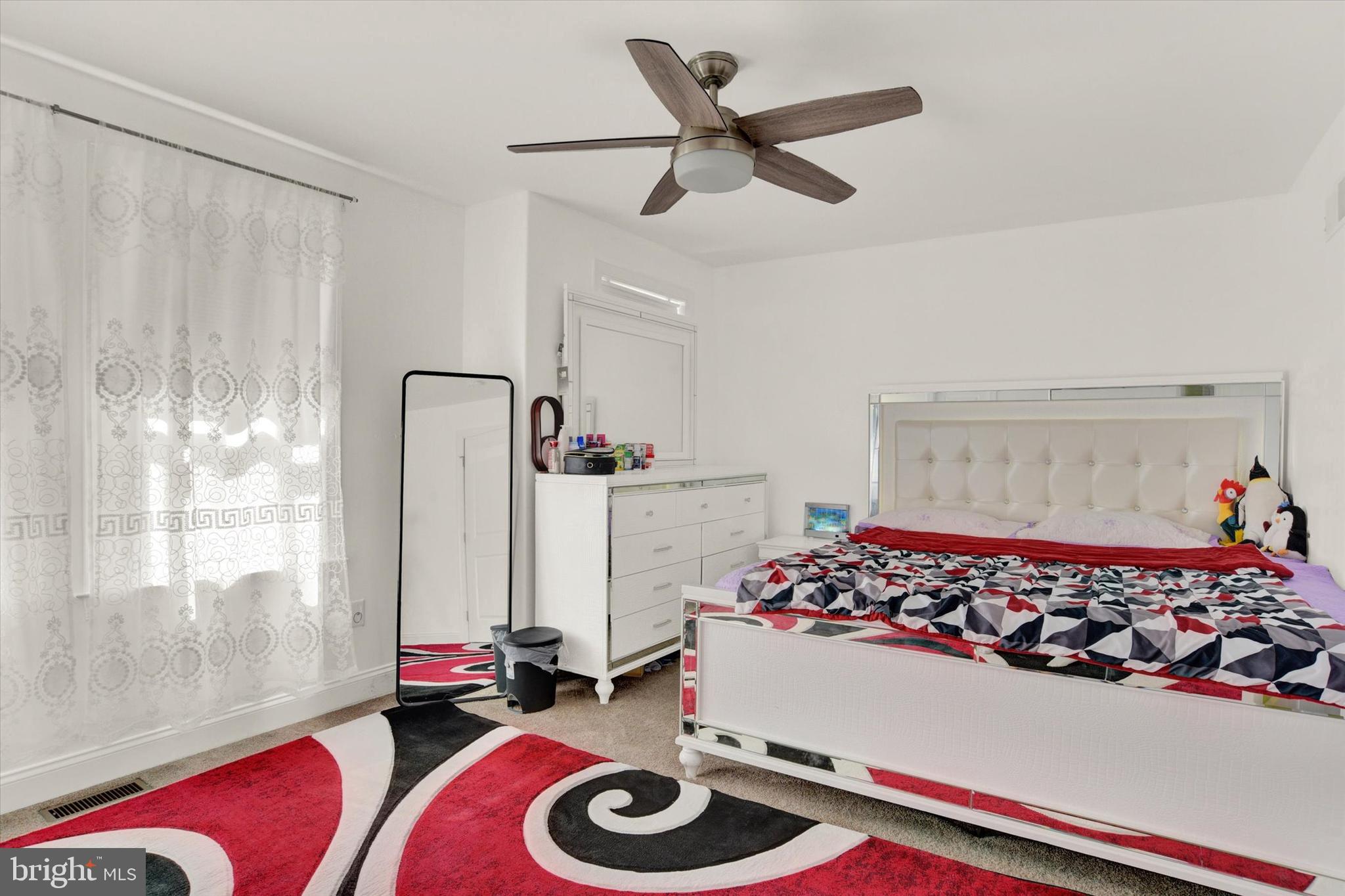 MOUNTAIN VIEW ESTATES - Residential