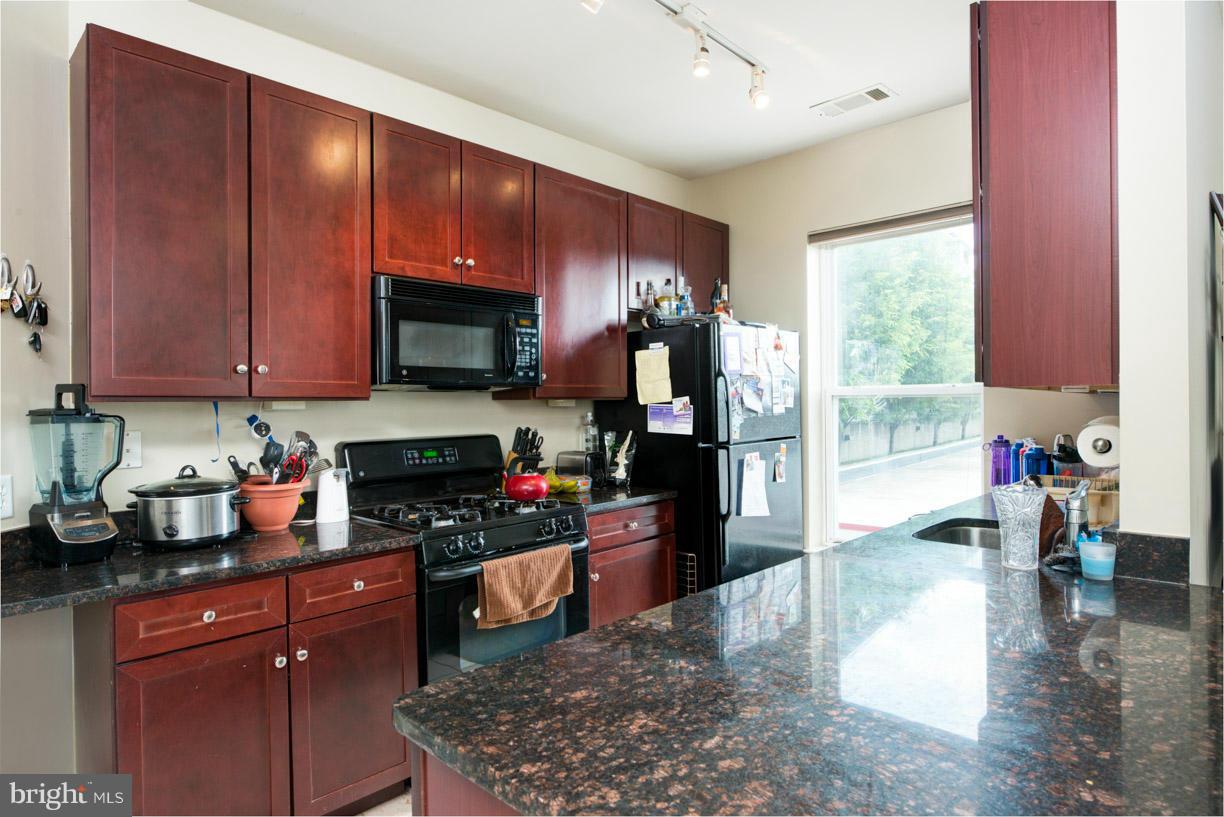 SILVER SPRING METRO - Residential