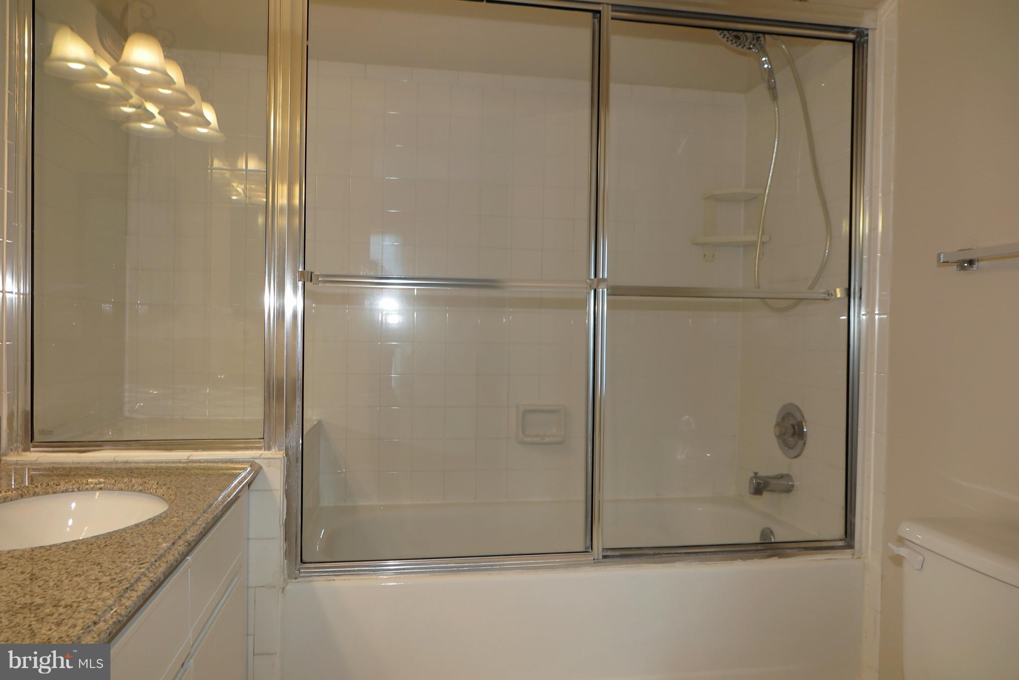 WILLIAMSBURG VILLAGE - Residential Lease