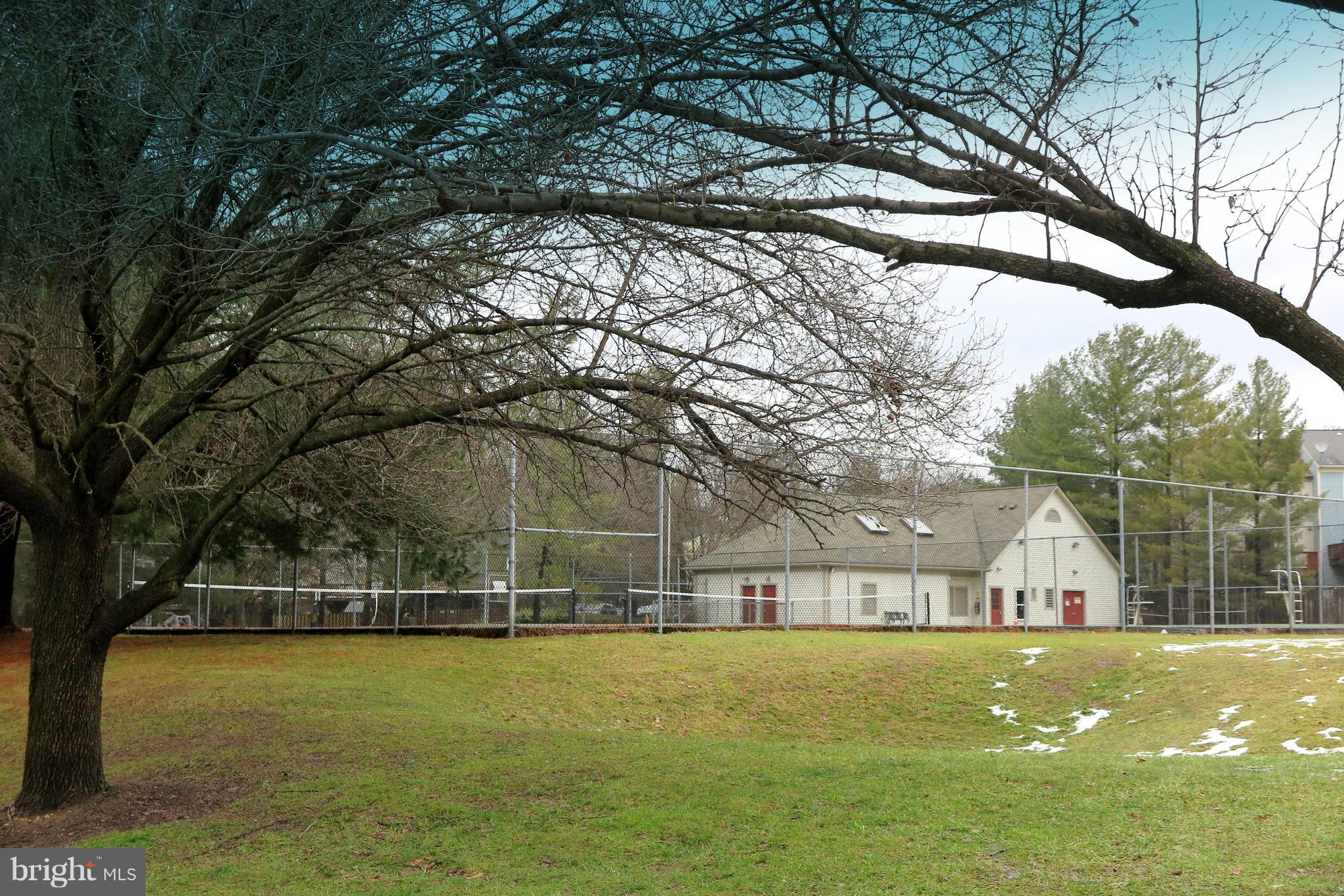 WILLIAMSBURG VILLAGE - Residential Lease