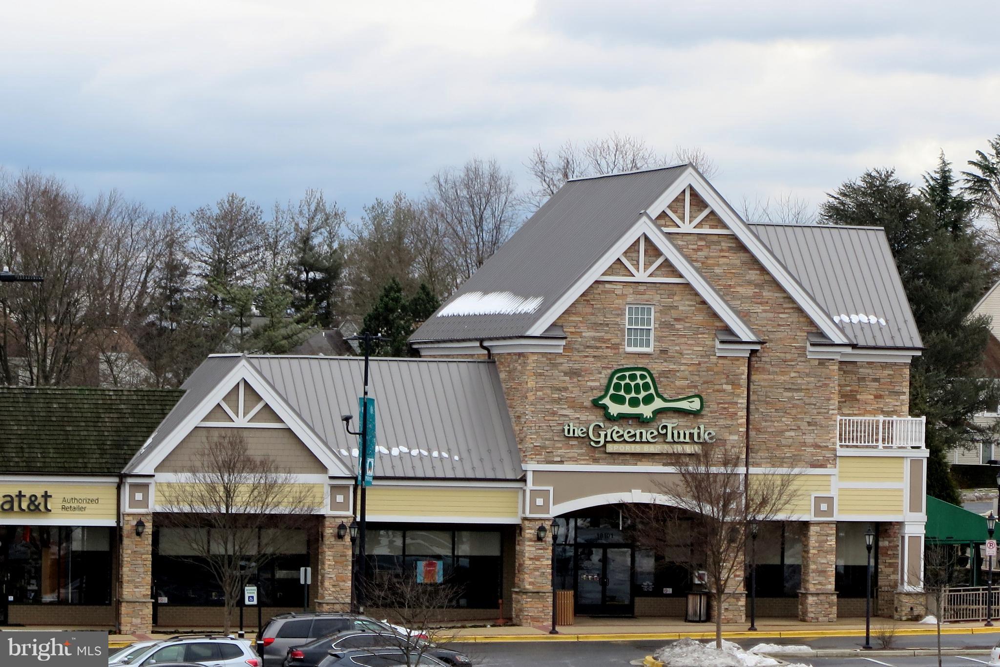 WILLIAMSBURG VILLAGE - Residential Lease