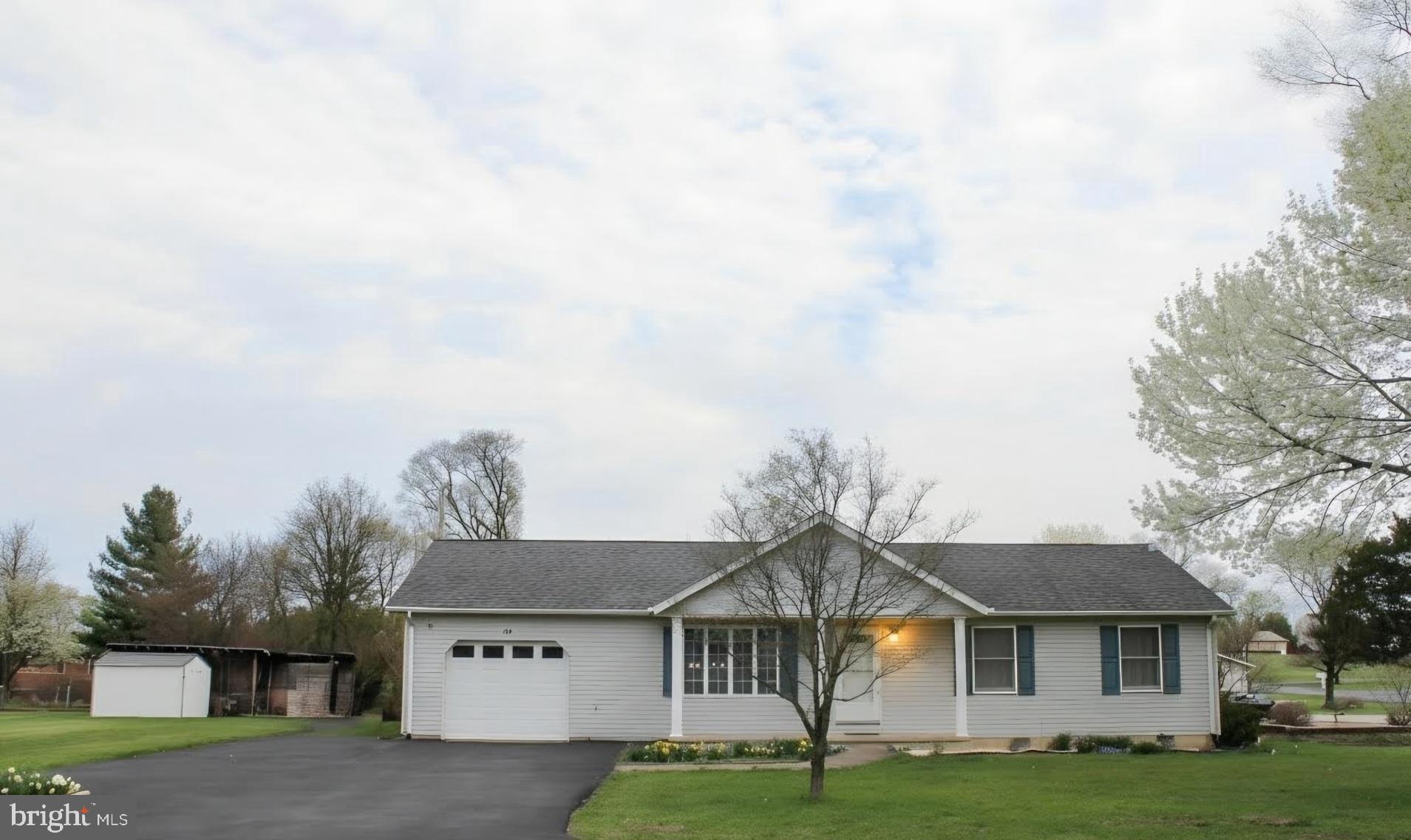 INWOOD EAST - Residential