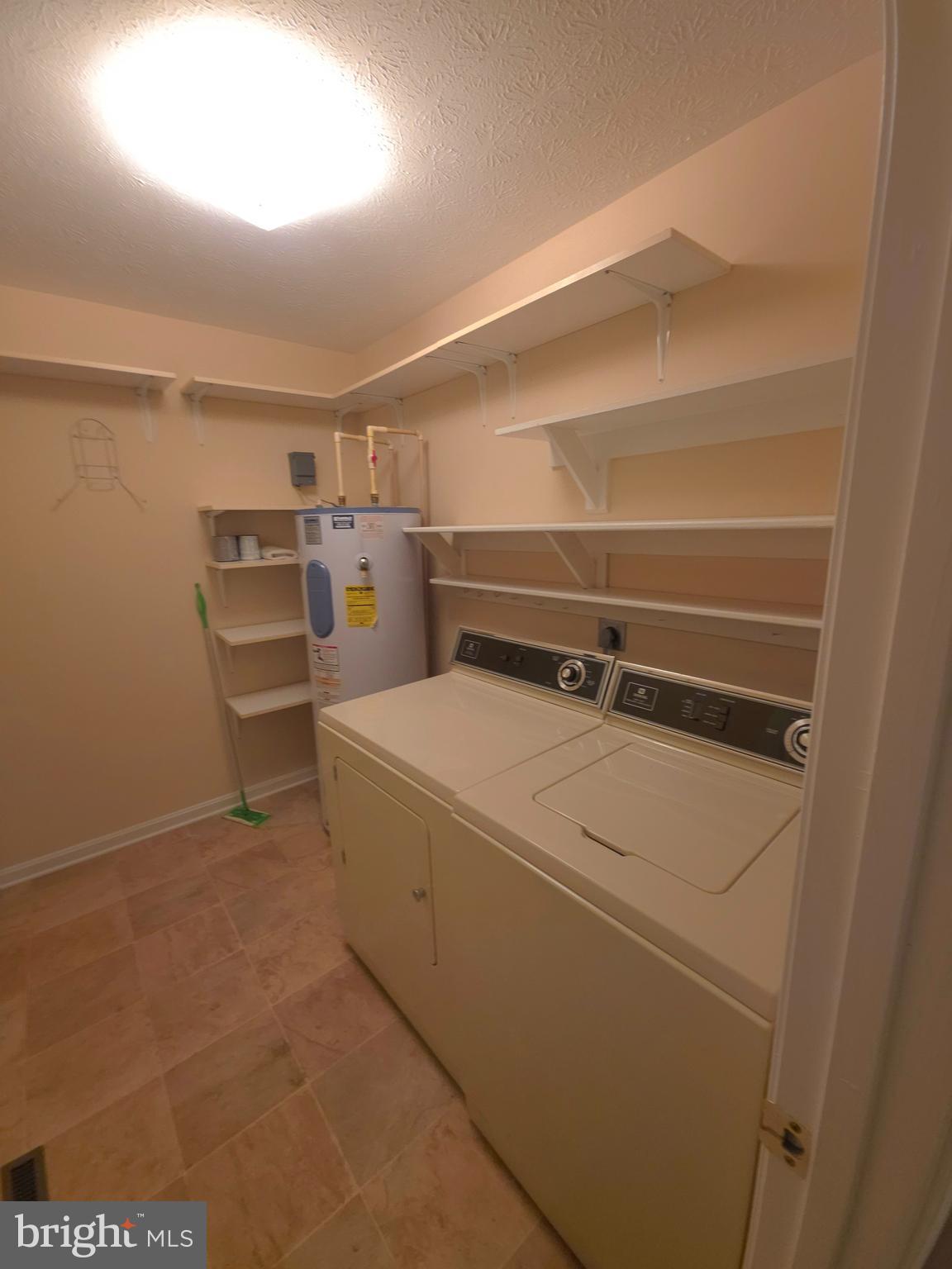 INWOOD EAST - Residential