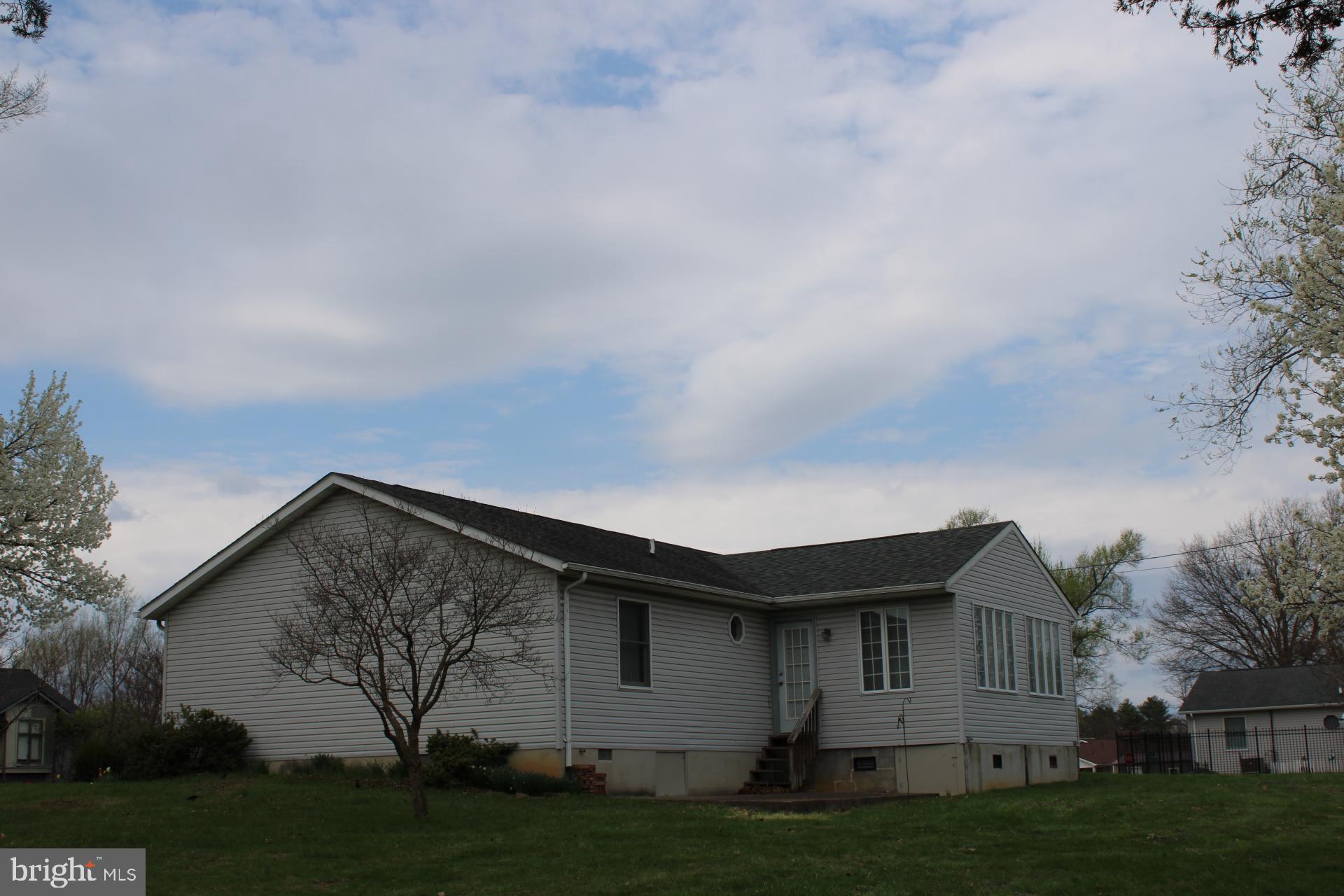 INWOOD EAST - Residential