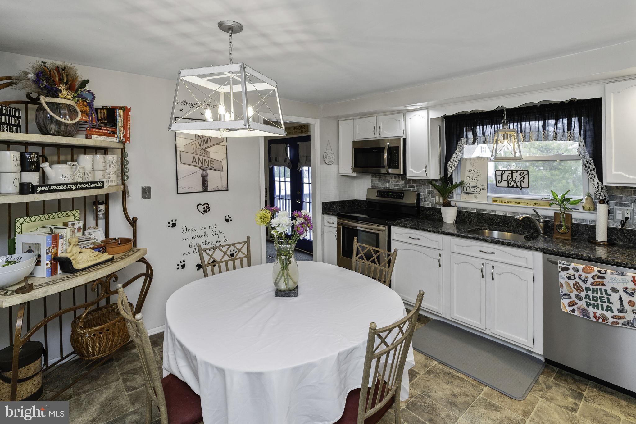 WILLOW FARMS - Residential