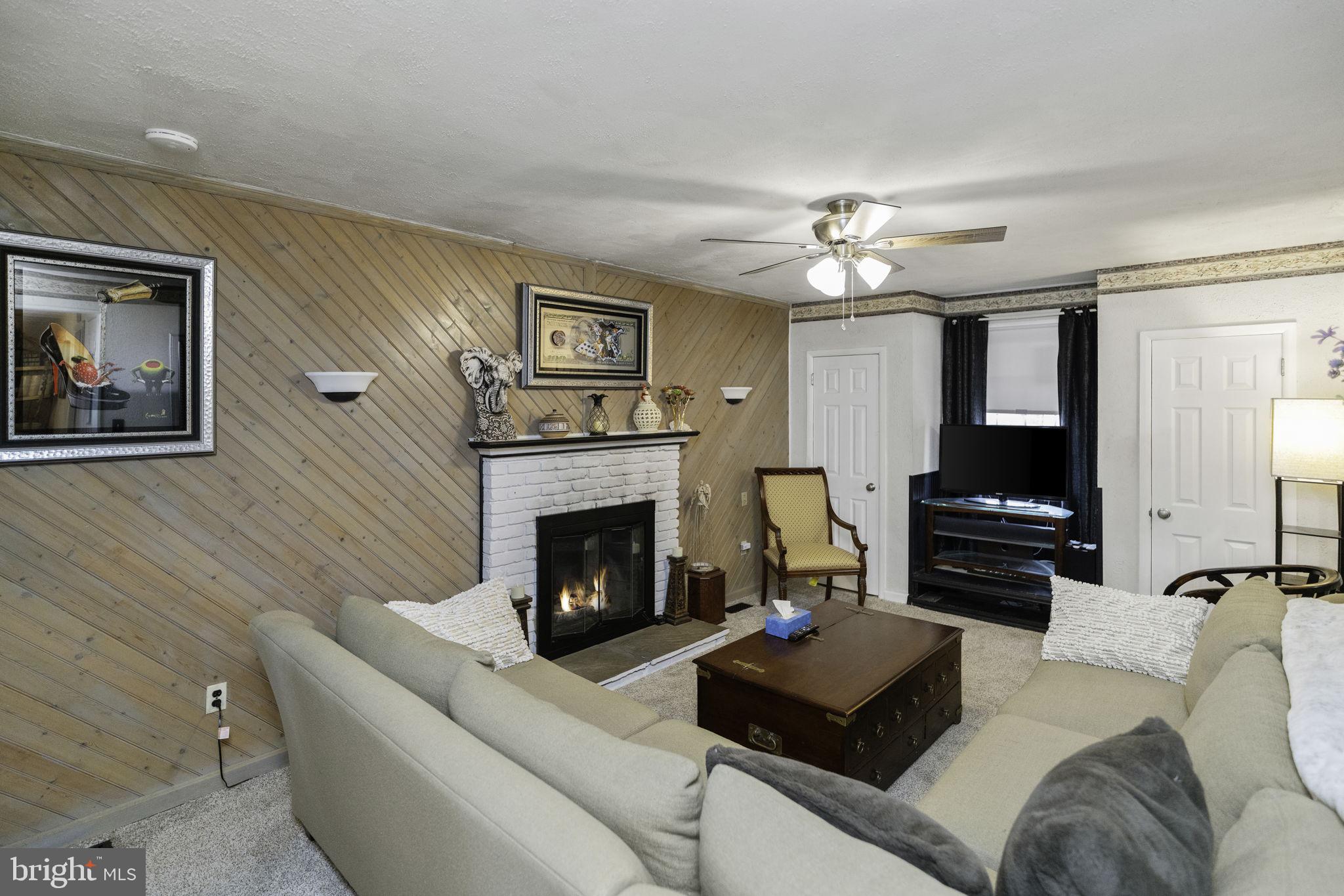 WILLOW FARMS - Residential