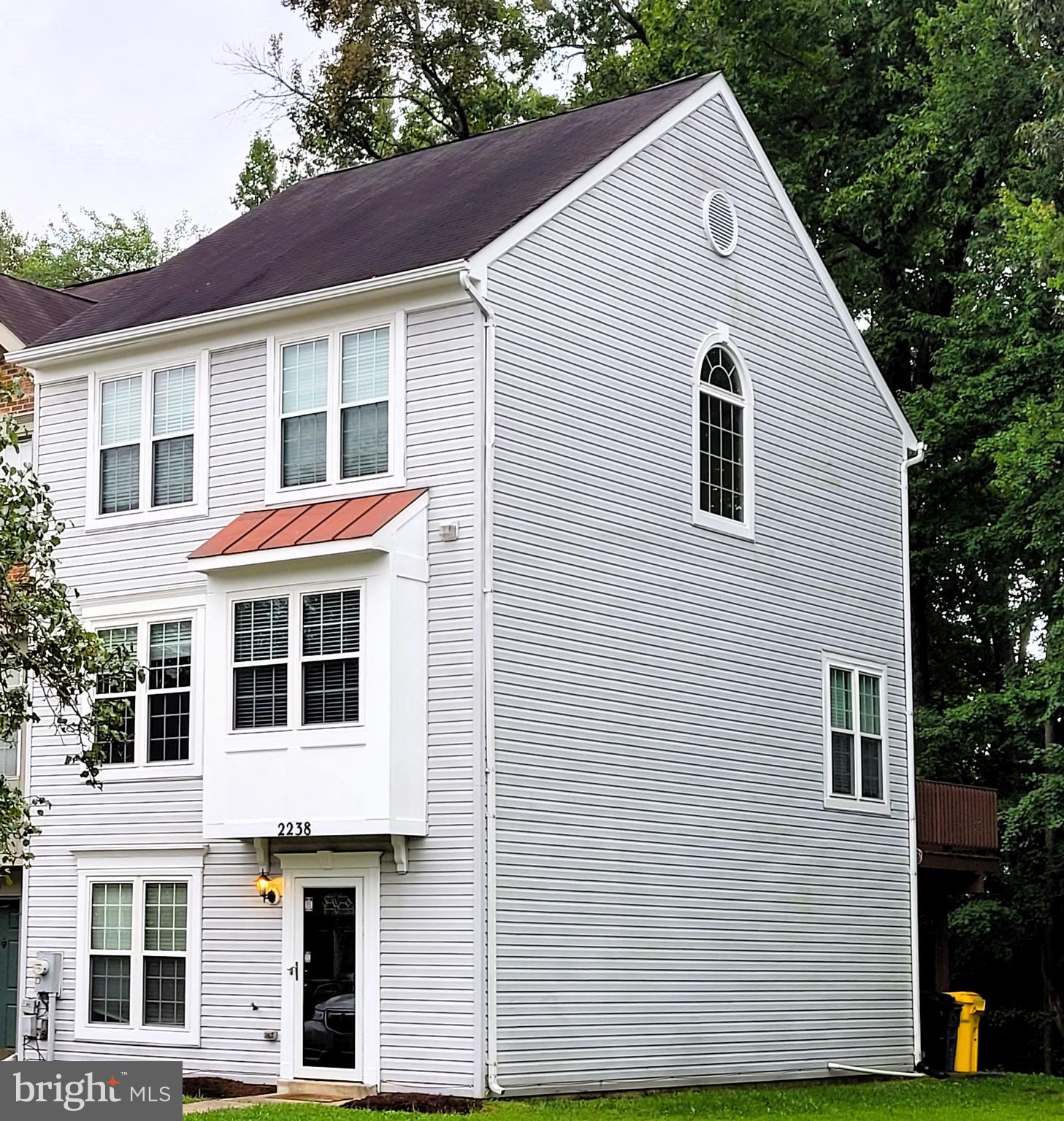 SEVEN OAKS - Residential Lease