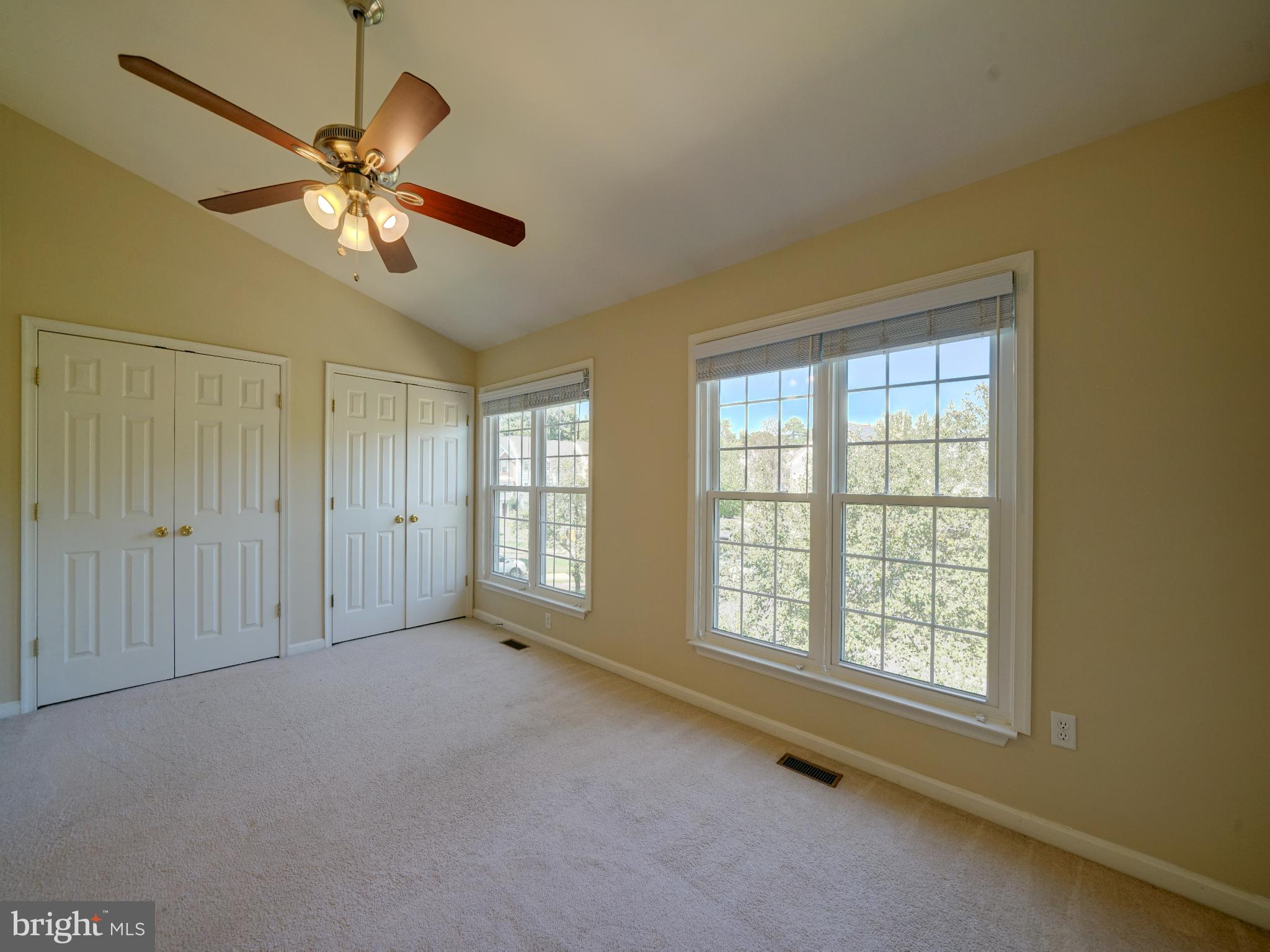 SEVEN OAKS - Residential Lease