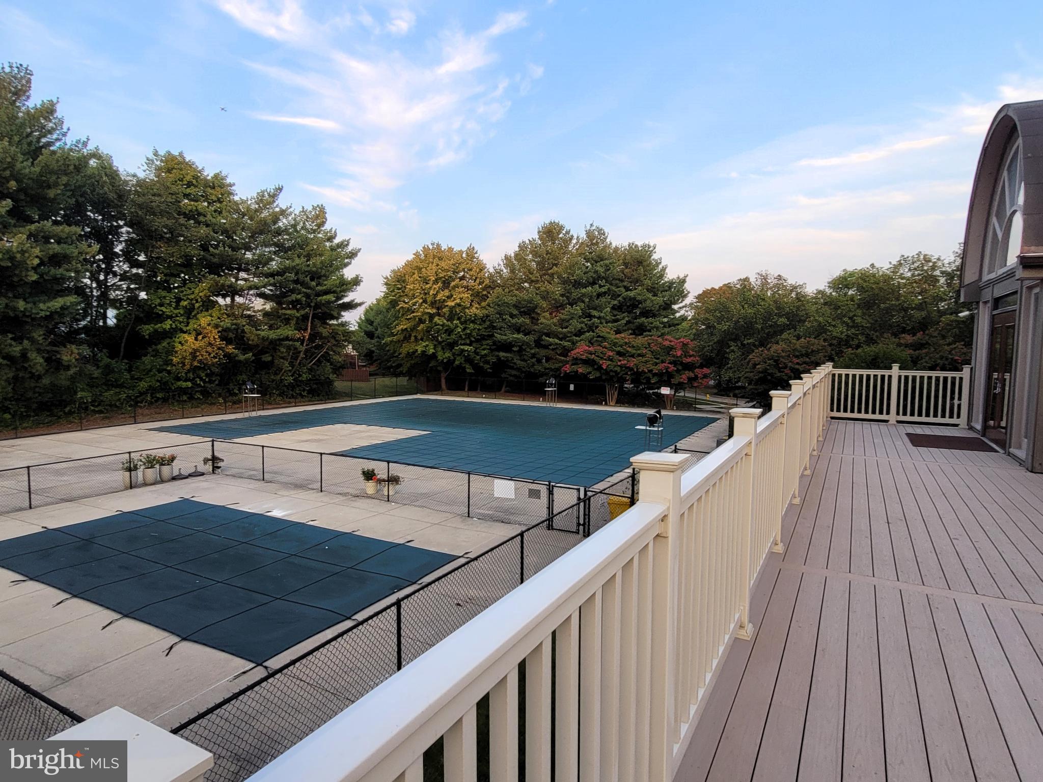 SEVEN OAKS - Residential Lease