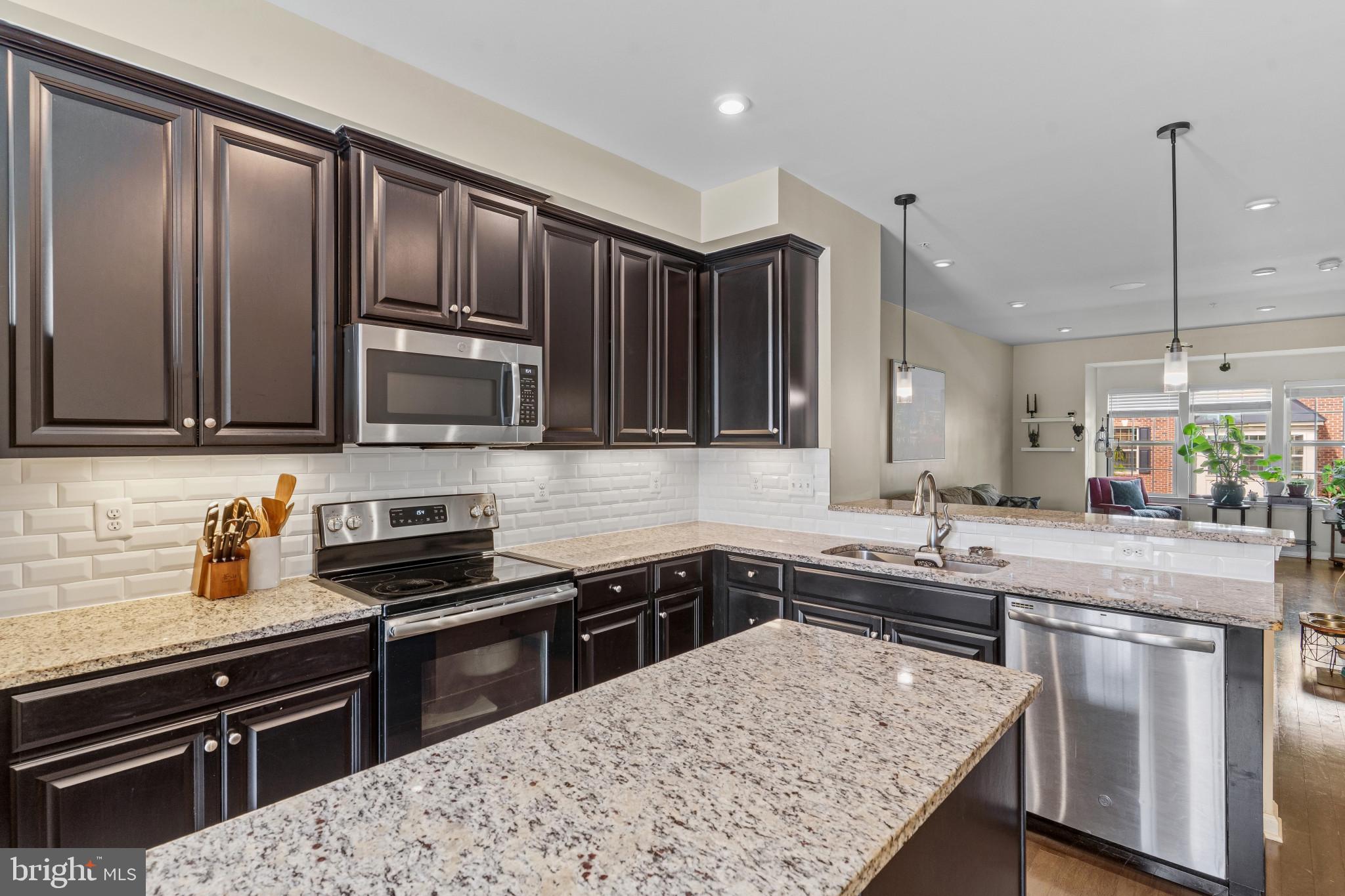 OLDHAM CROSSING - Residential