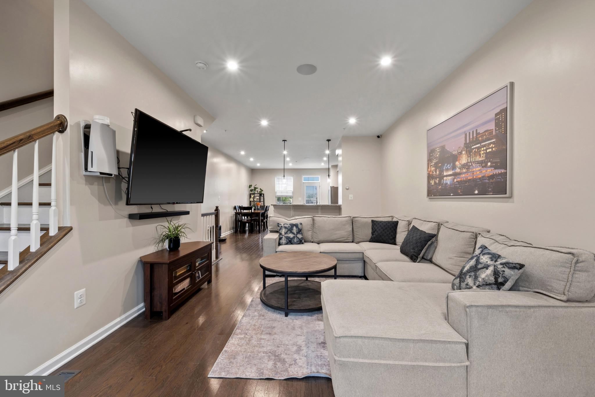 OLDHAM CROSSING - Residential