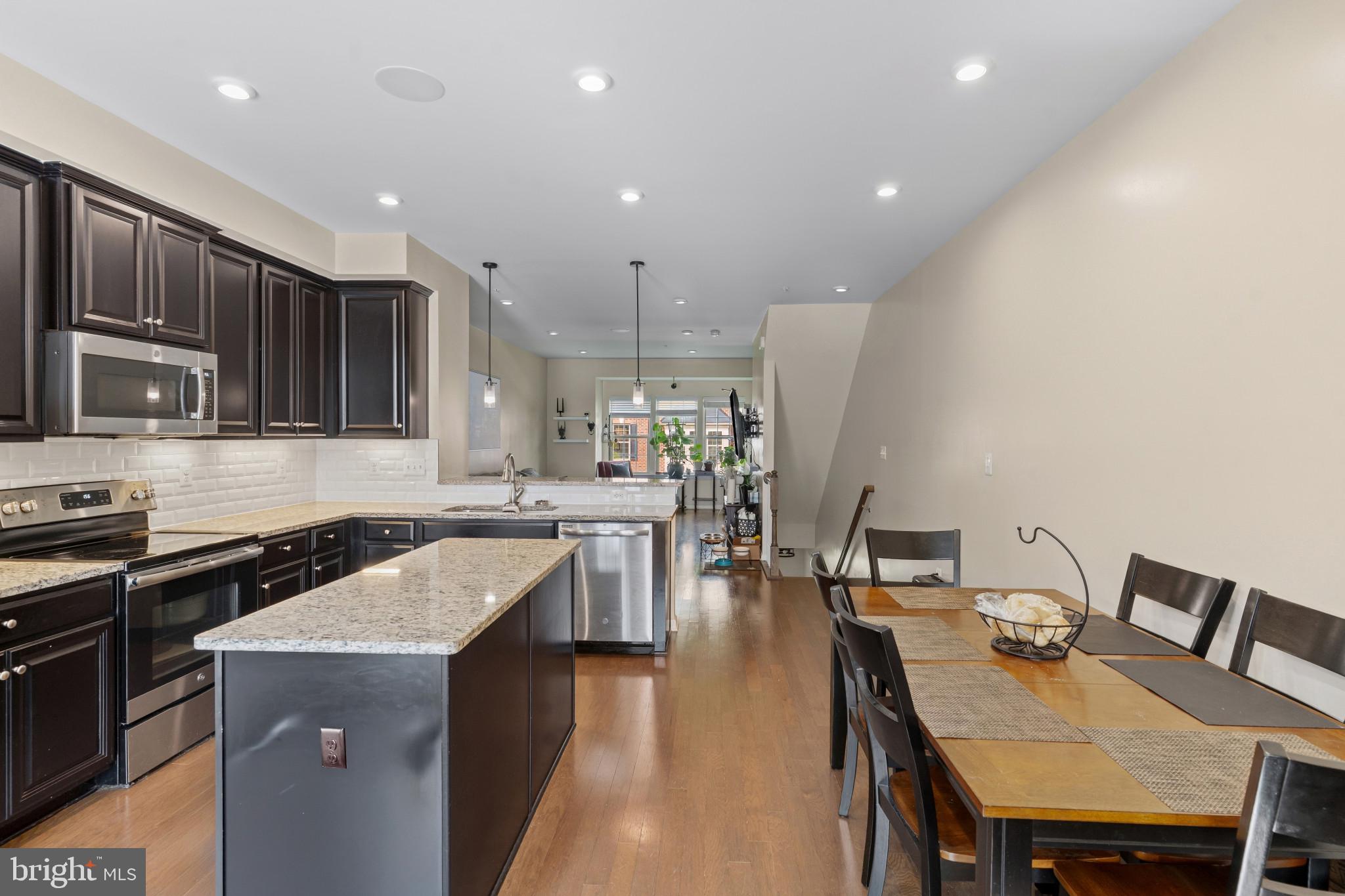 OLDHAM CROSSING - Residential