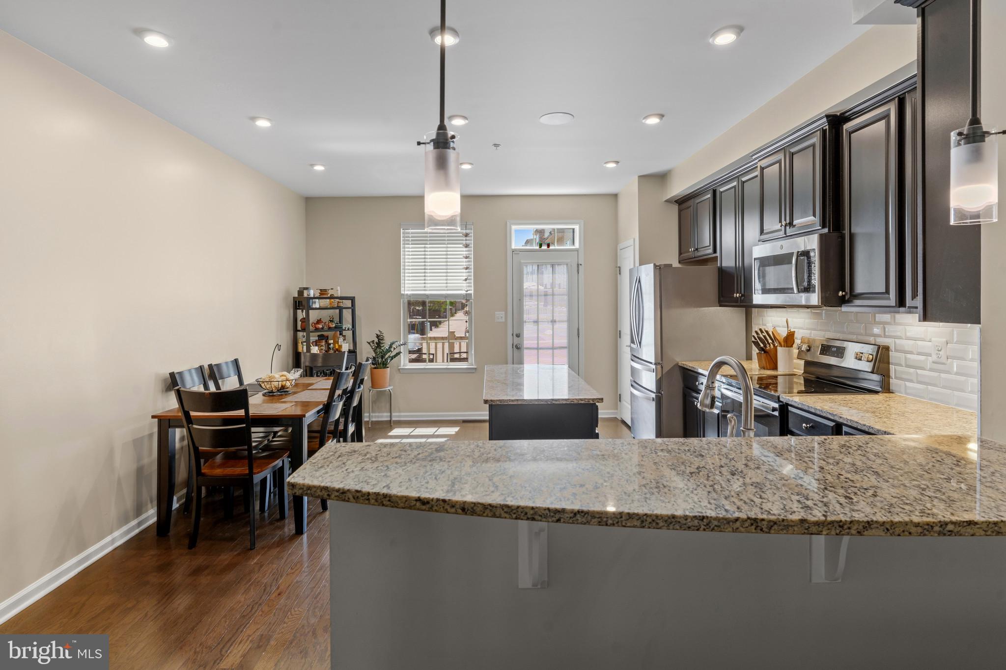 OLDHAM CROSSING - Residential