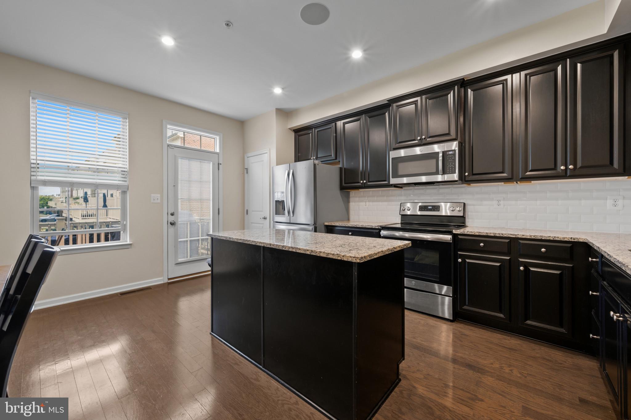 OLDHAM CROSSING - Residential