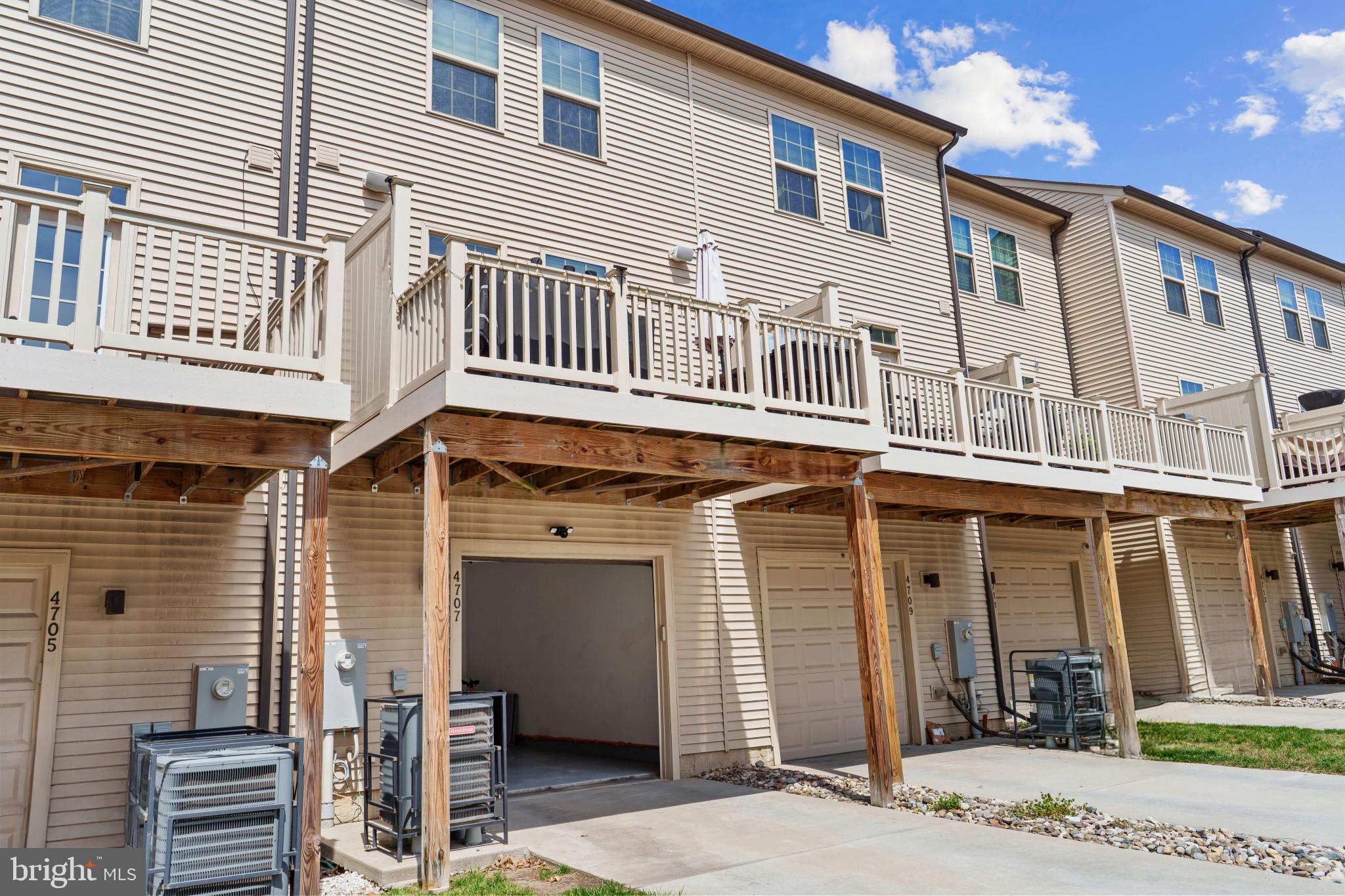 OLDHAM CROSSING - Residential