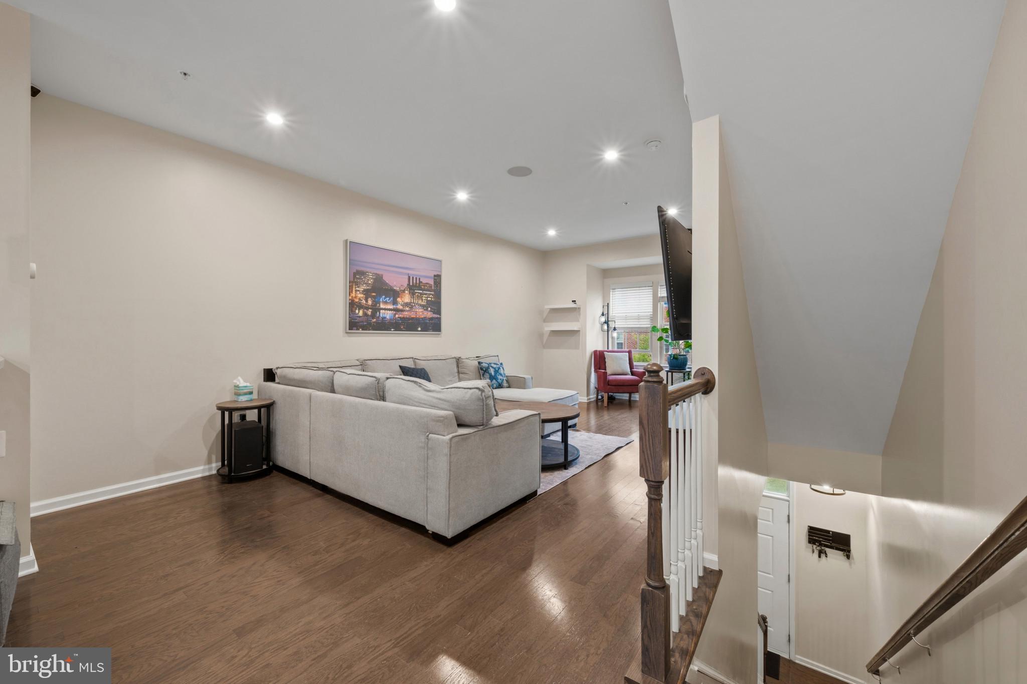 OLDHAM CROSSING - Residential