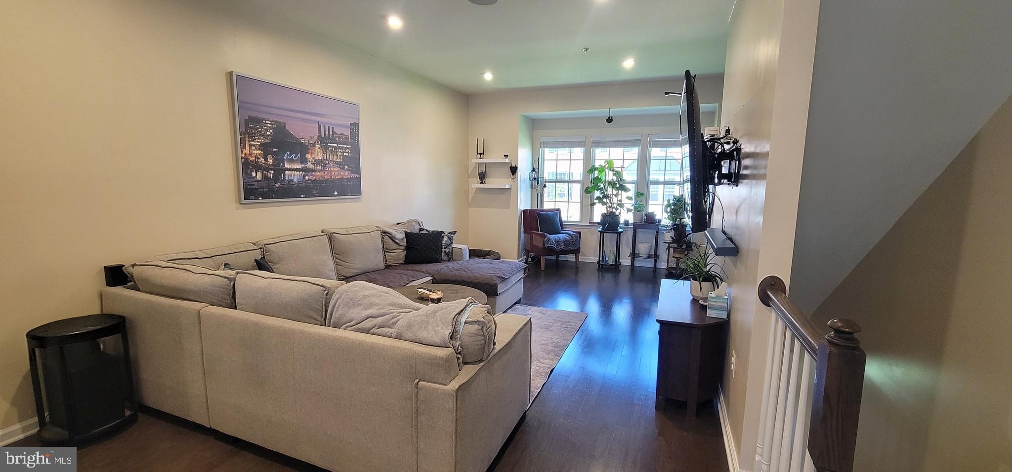 OLDHAM CROSSING - Residential