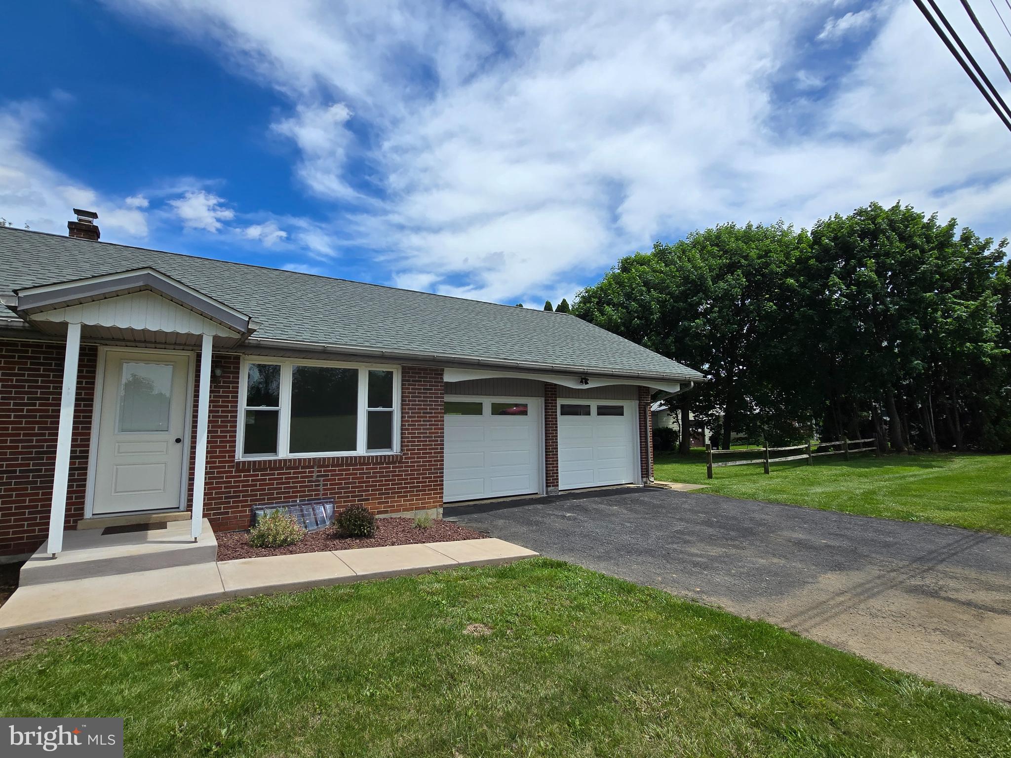 27 KEMPSVILLE ROAD