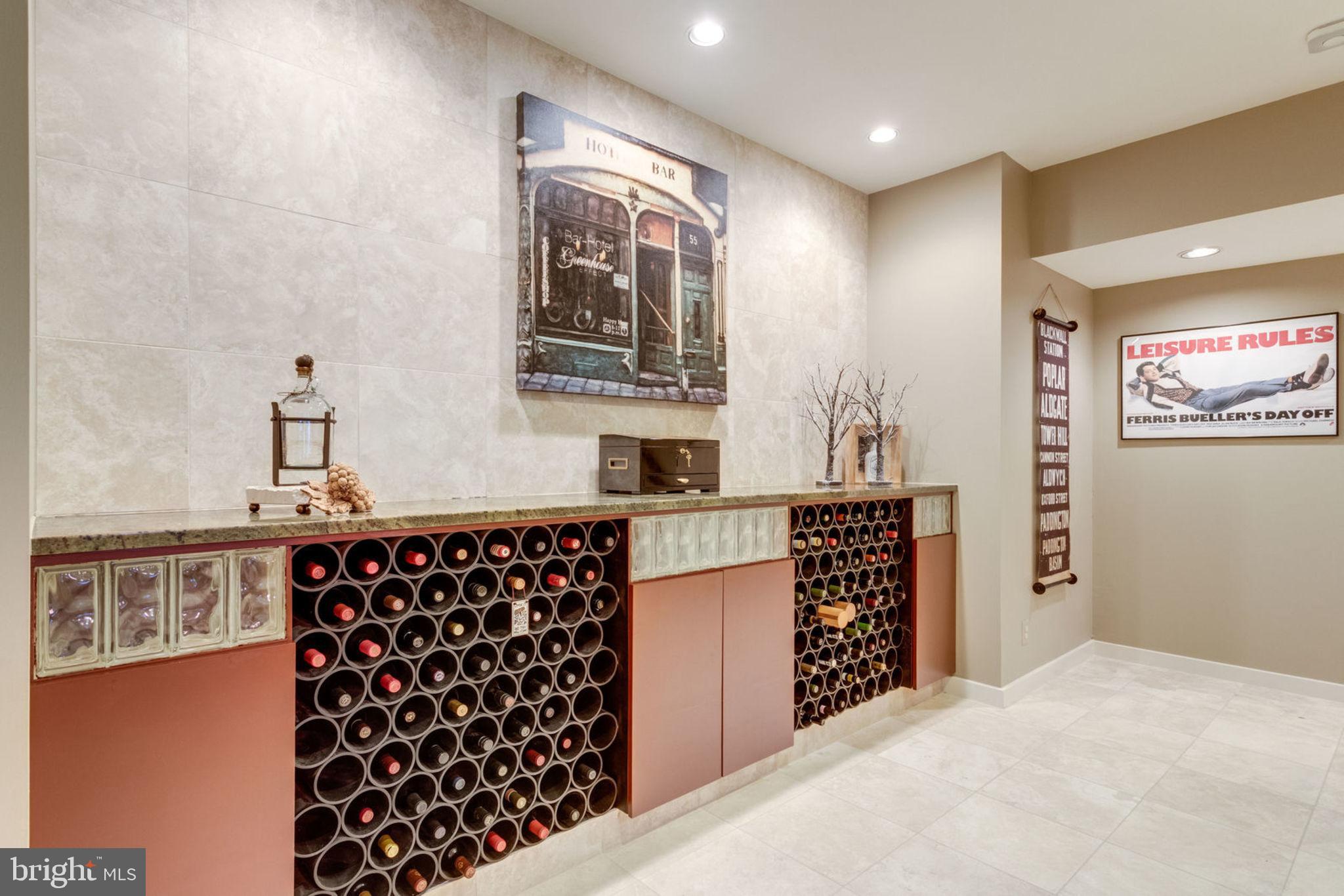 HUNTERS PLACE - Residential