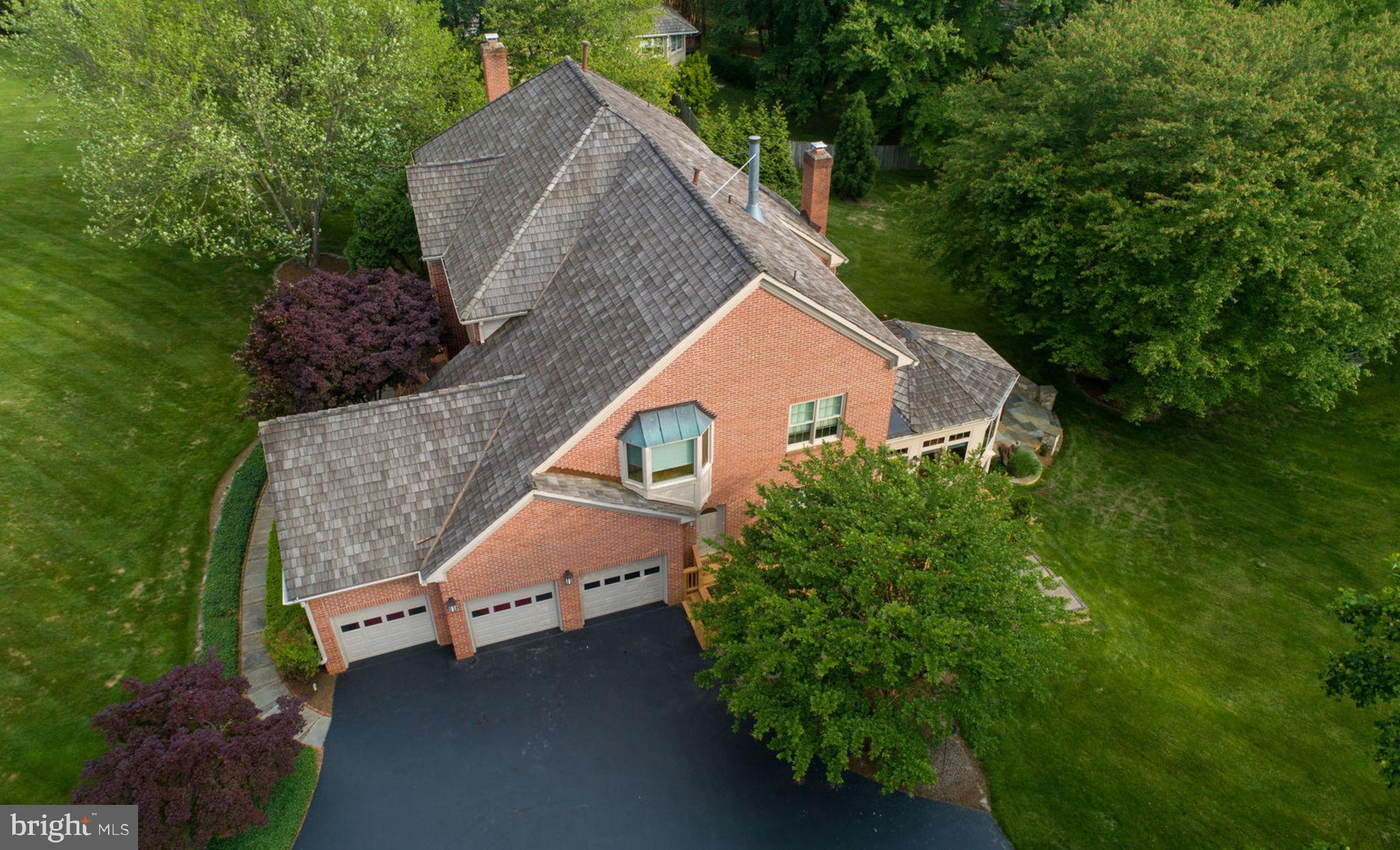 HUNTERS PLACE - Residential