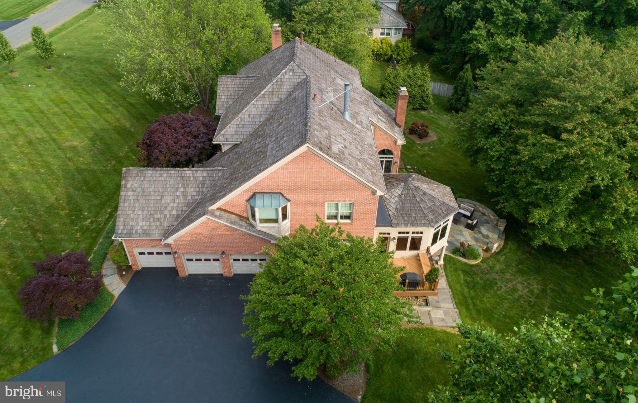 HUNTERS PLACE - Residential