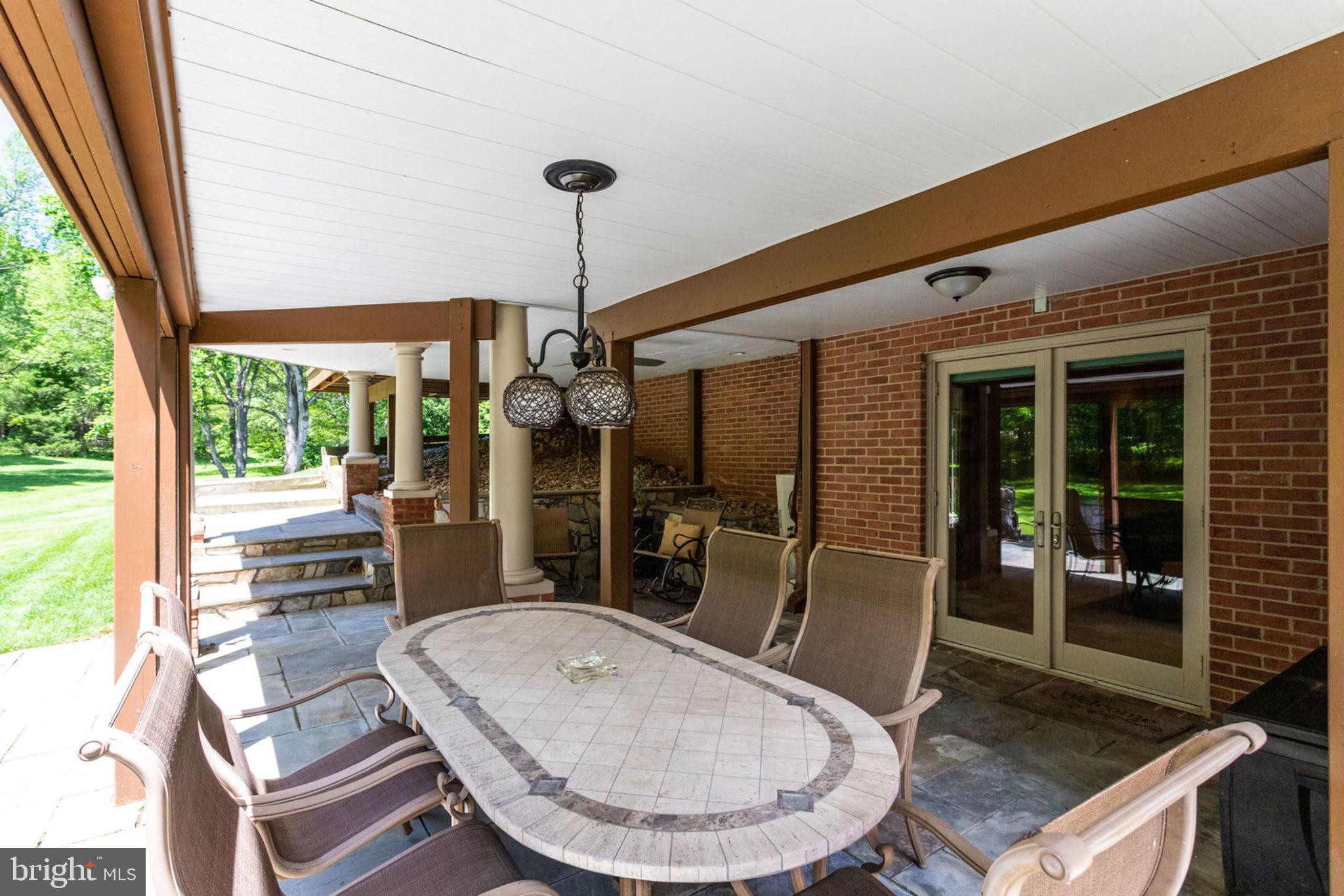 HUNTERS PLACE - Residential