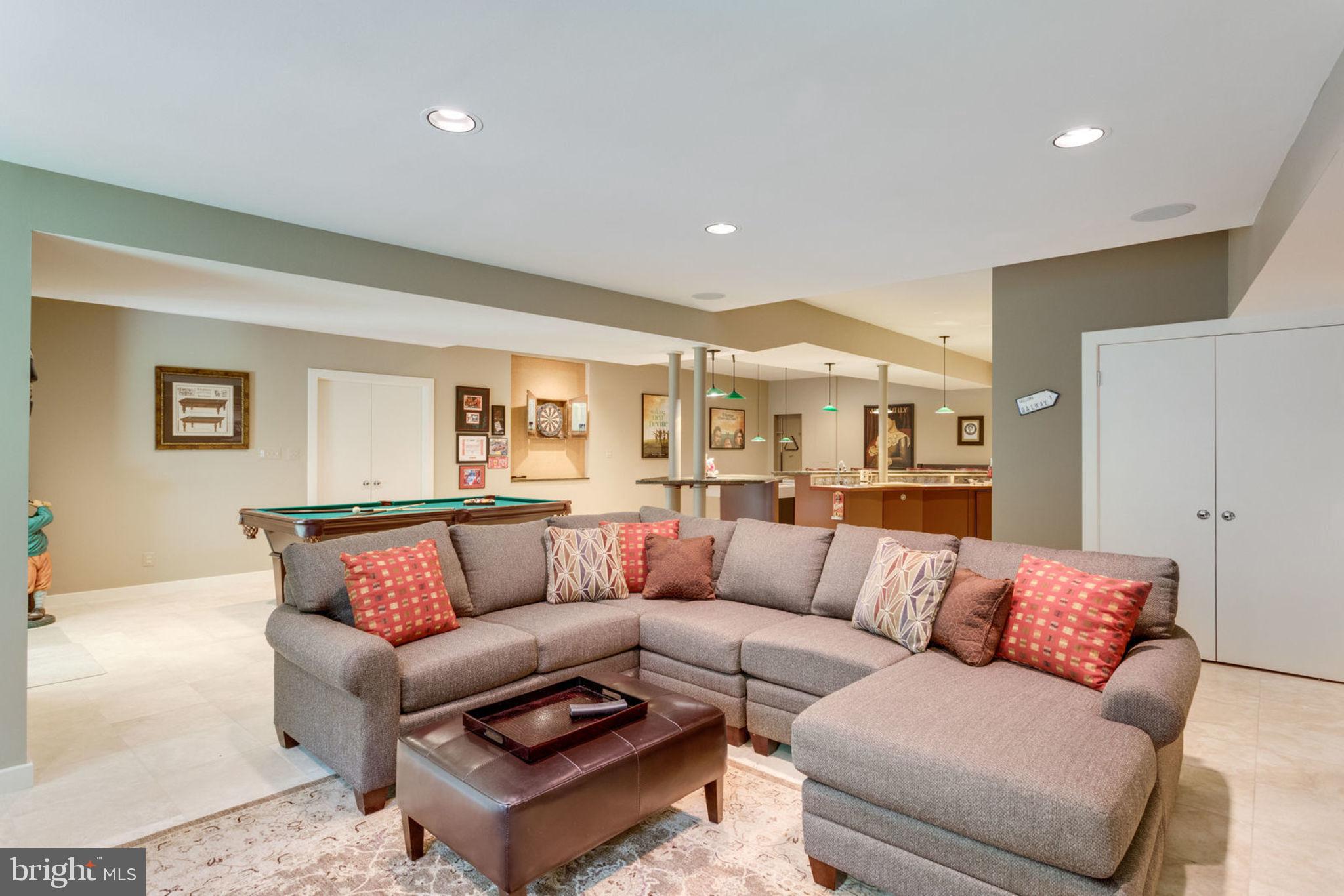 HUNTERS PLACE - Residential