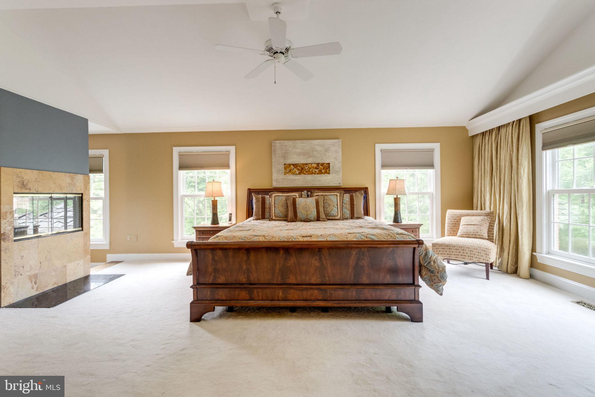 HUNTERS PLACE - Residential