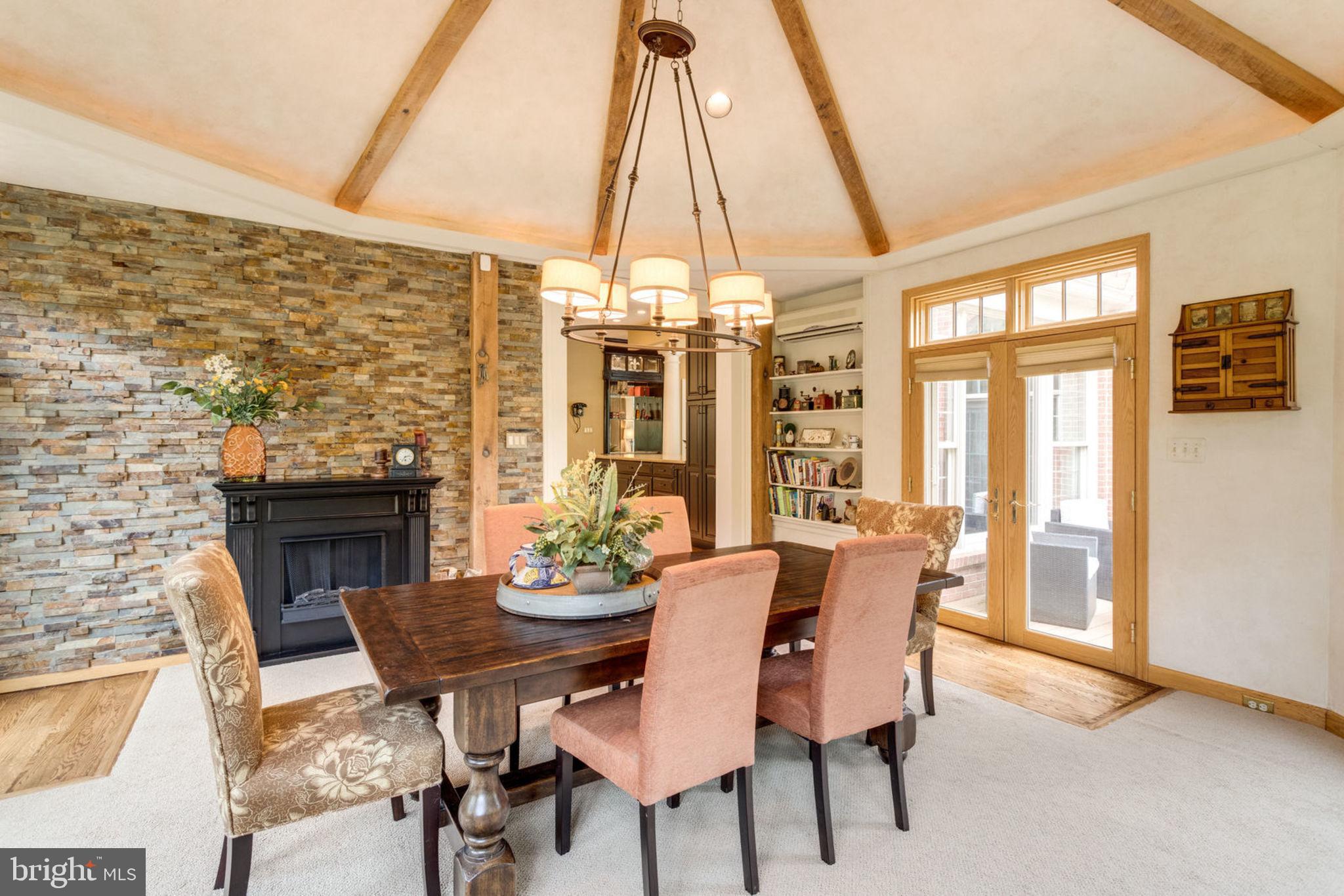 HUNTERS PLACE - Residential