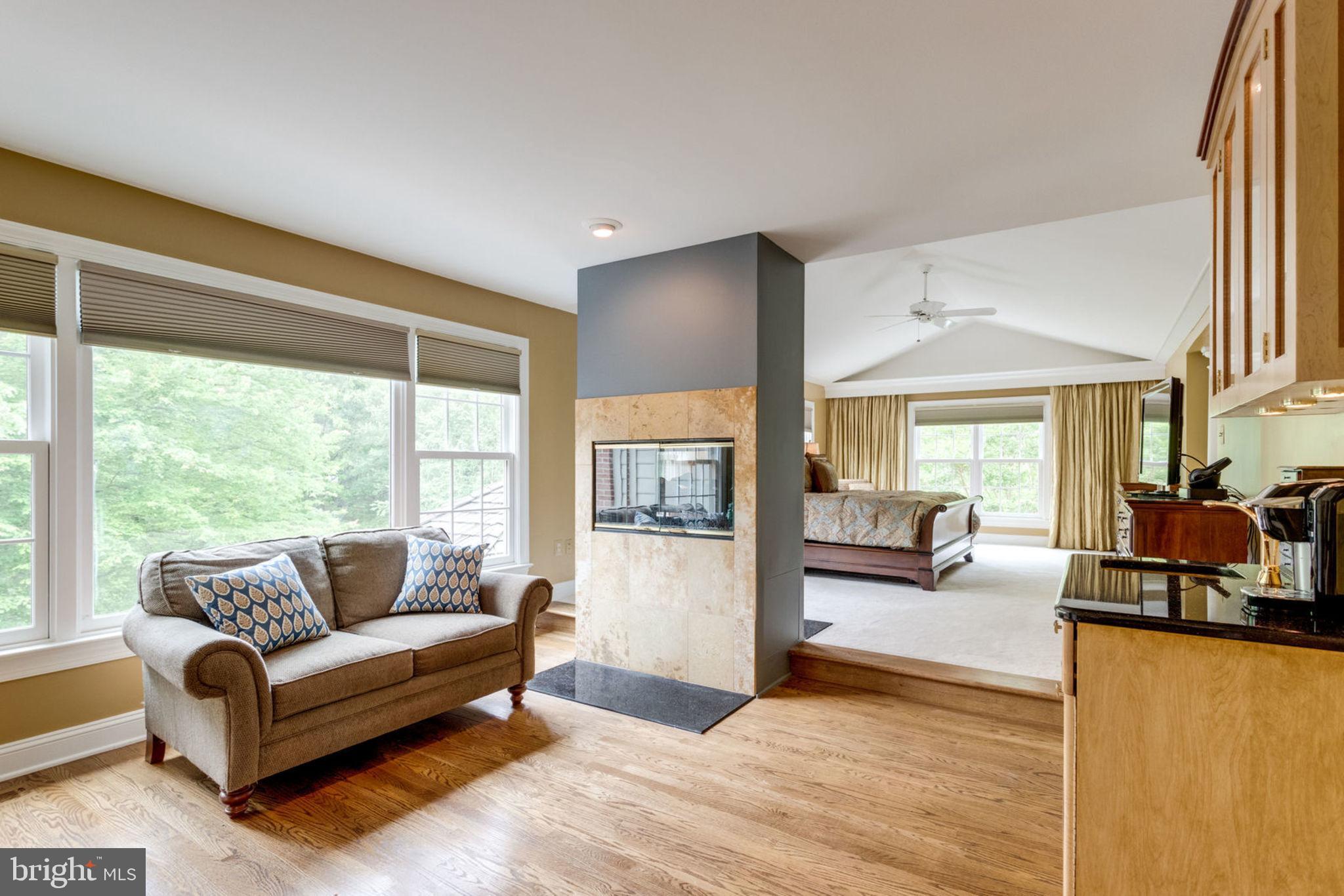 HUNTERS PLACE - Residential