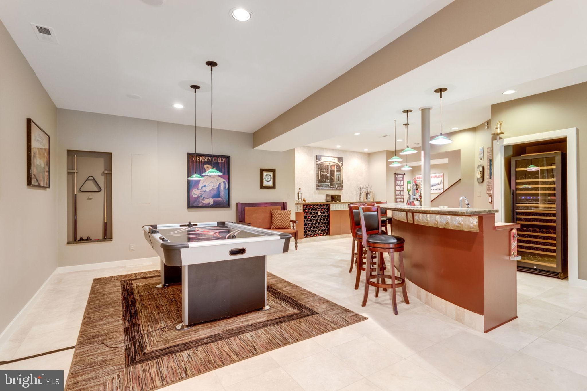 HUNTERS PLACE - Residential