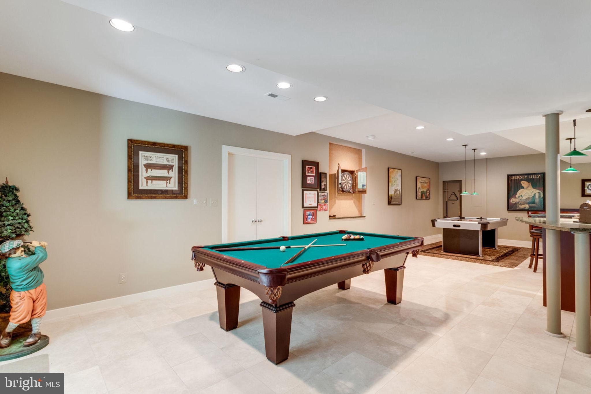 HUNTERS PLACE - Residential