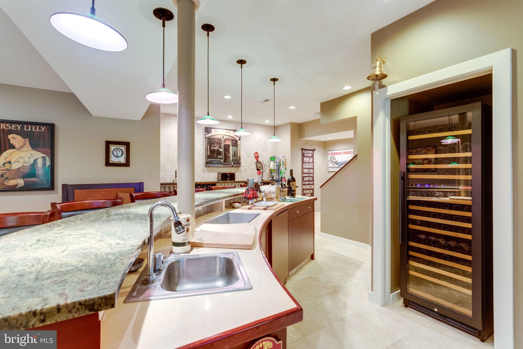 HUNTERS PLACE - Residential