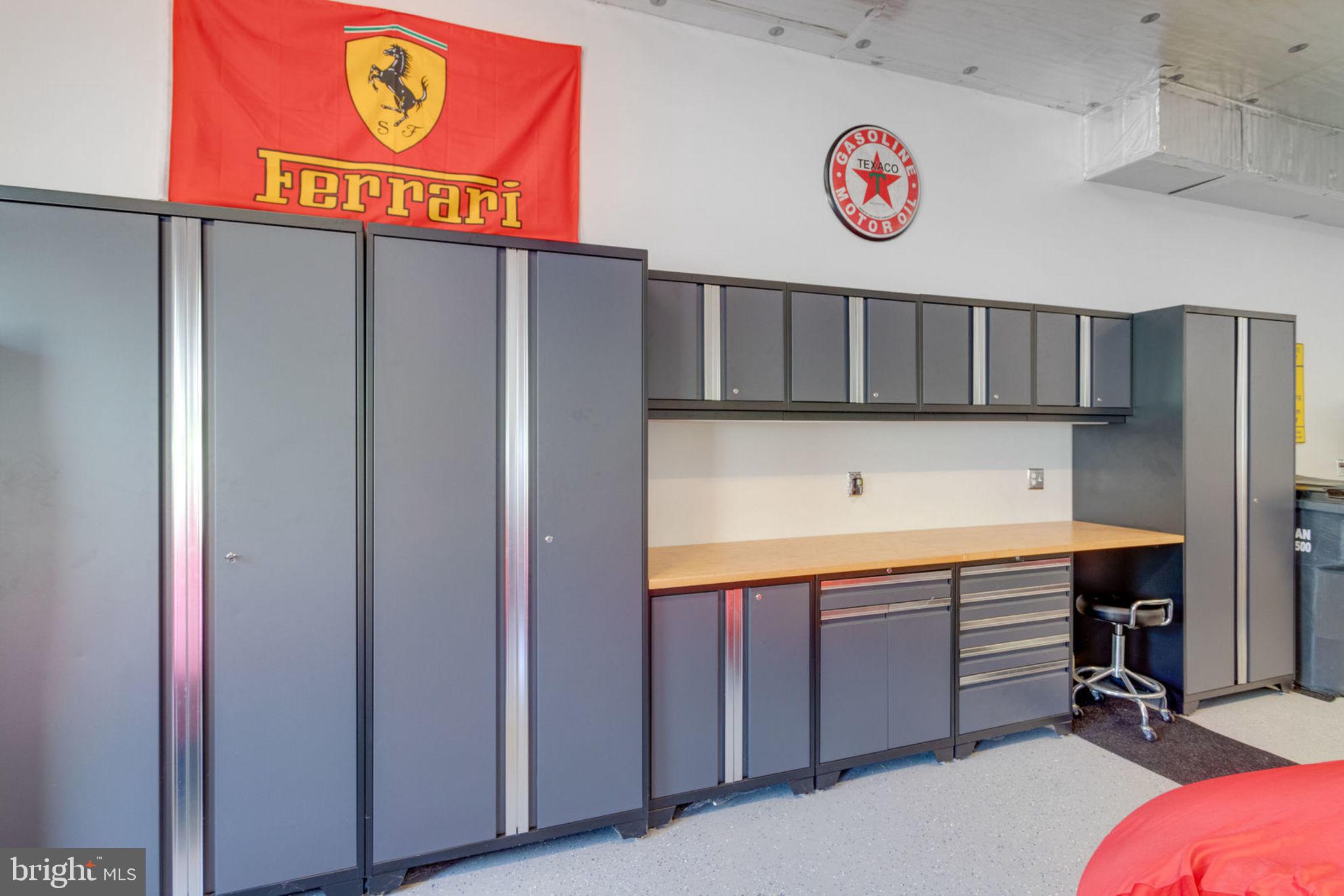 HUNTERS PLACE - Residential