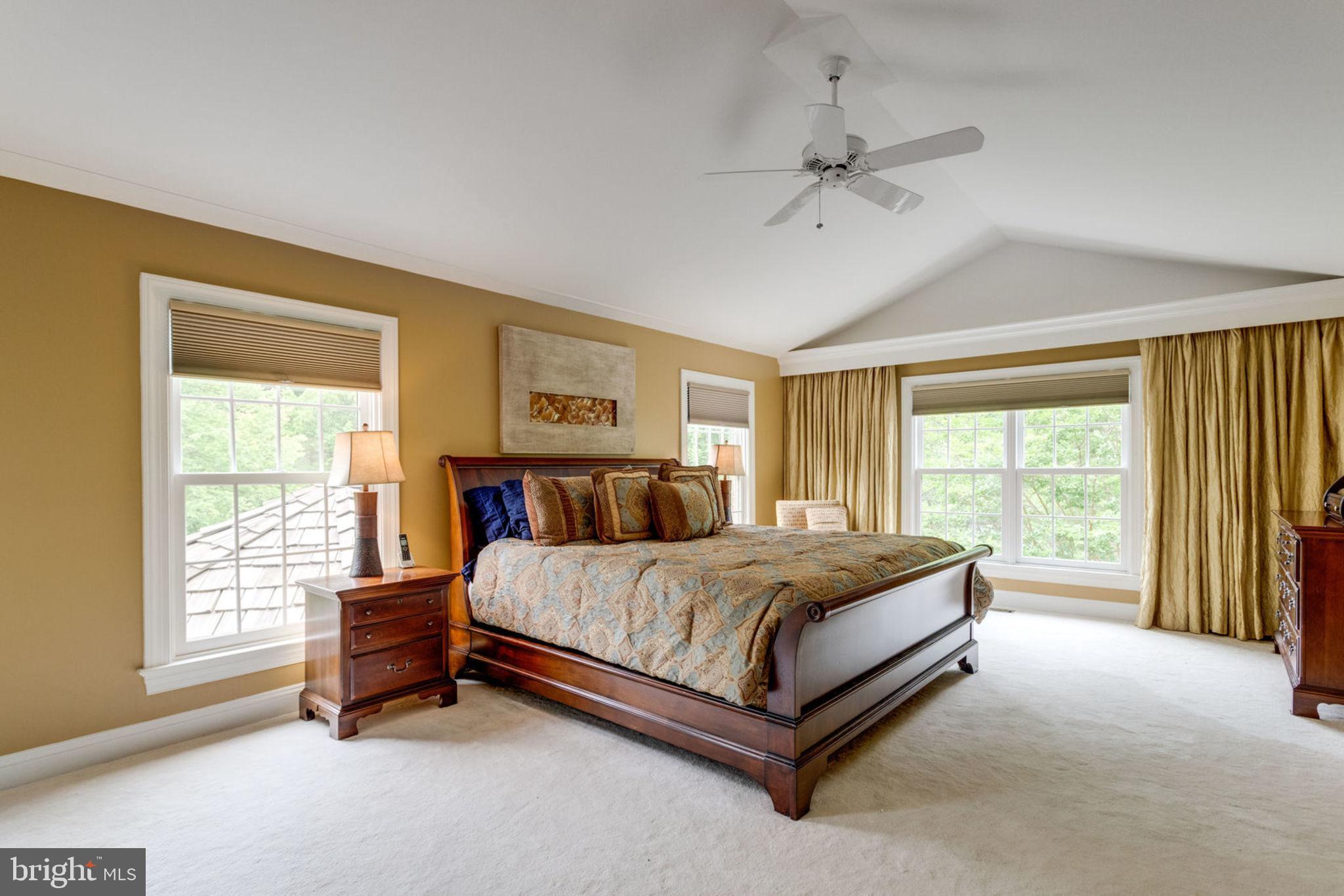 HUNTERS PLACE - Residential