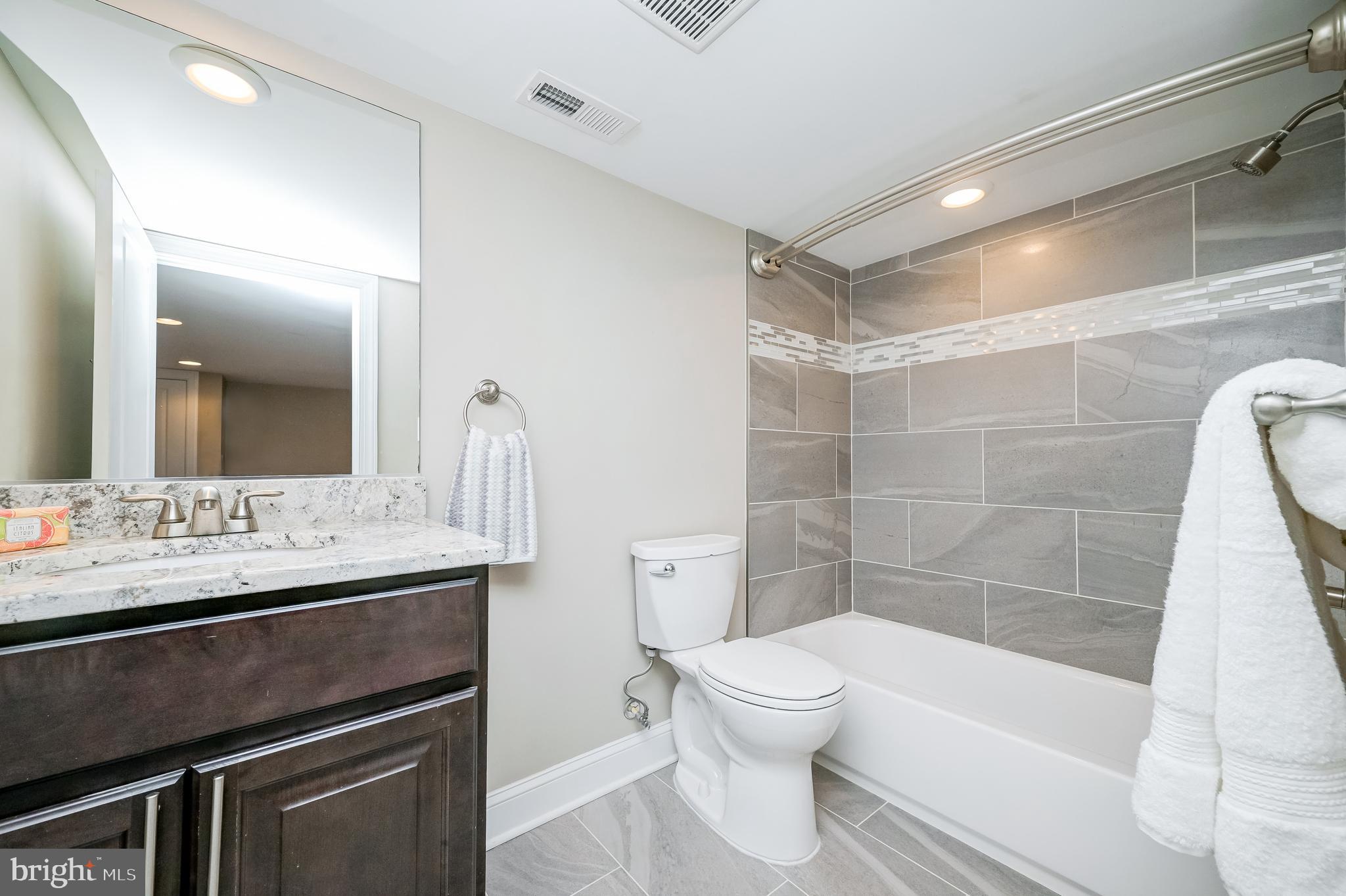 GLYNDON - Residential