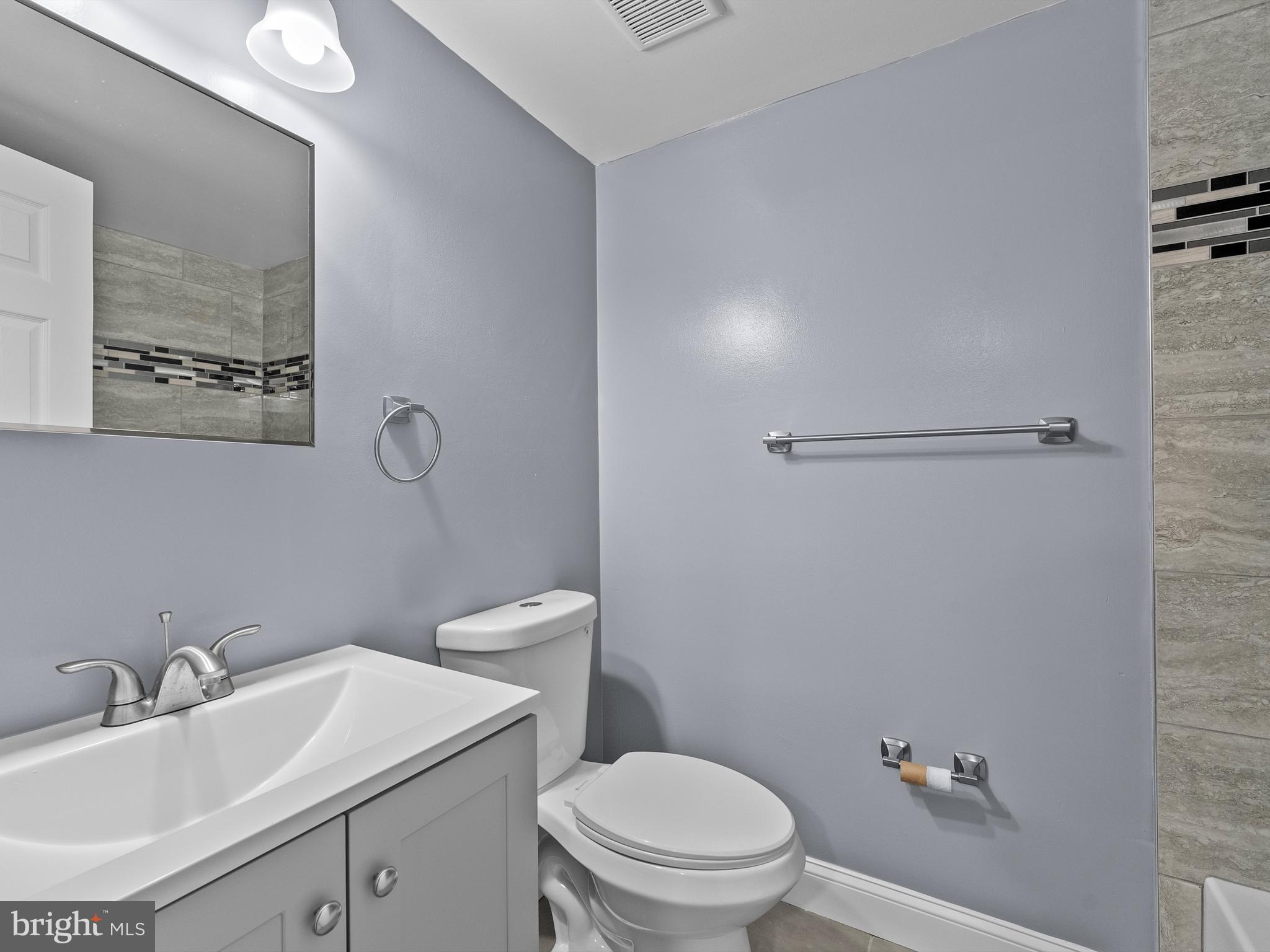 SHADOWOOD - Residential Lease