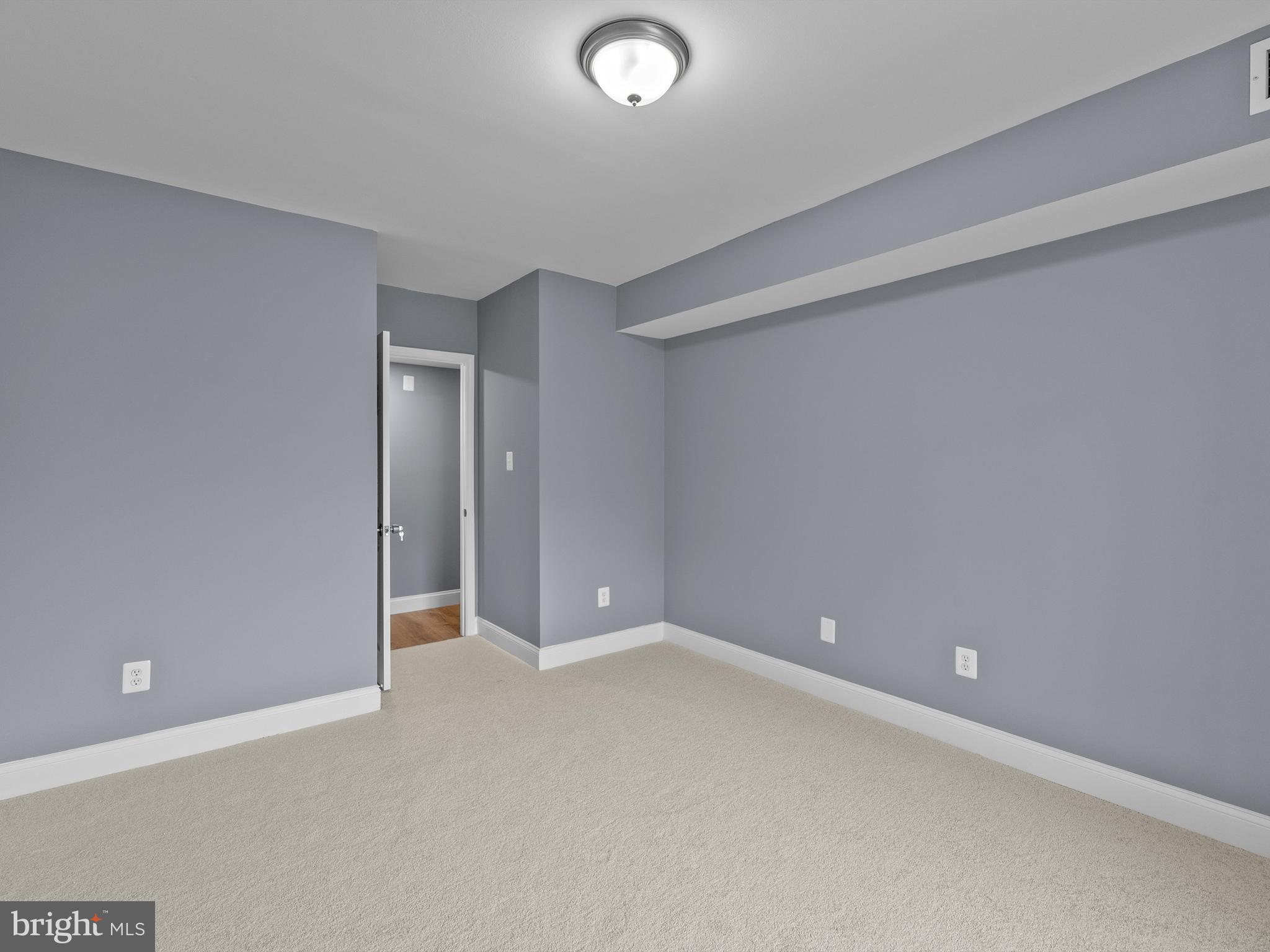 SHADOWOOD - Residential Lease