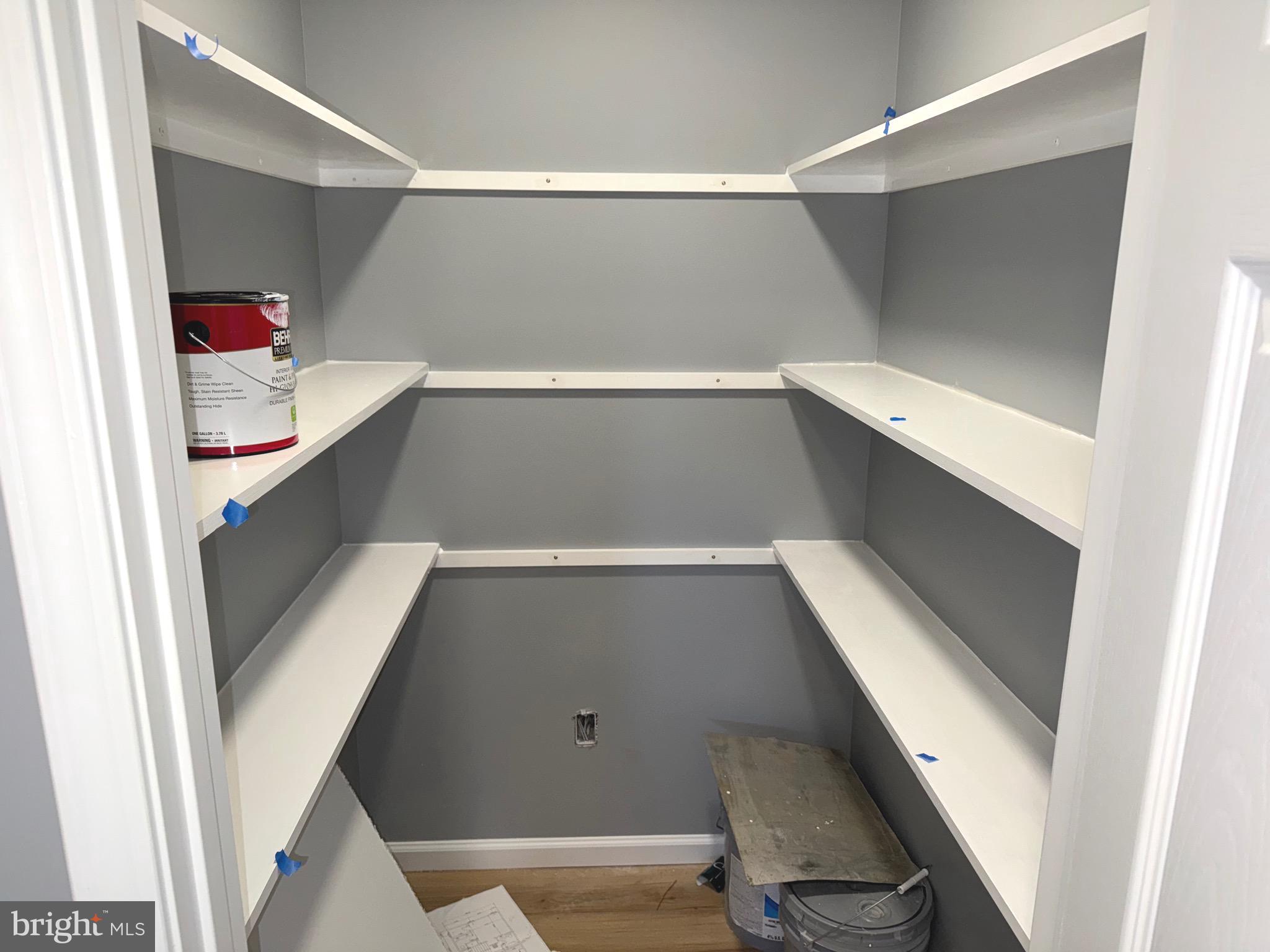 HILLCREST - Residential