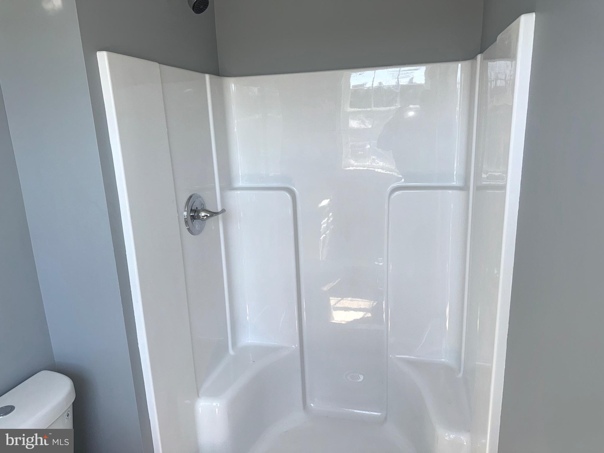 HILLCREST - Residential